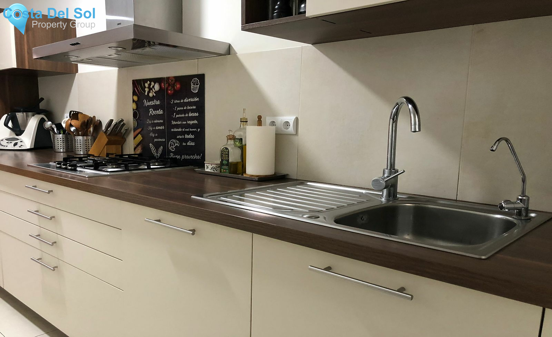 Middle Floor Apartment in Marbella-1149271