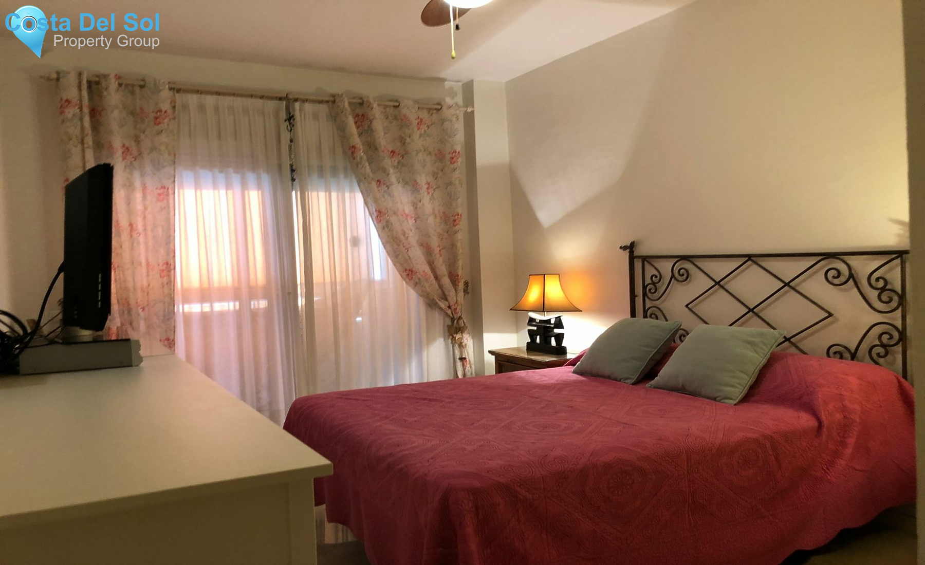 Middle Floor Apartment in Marbella-1149273