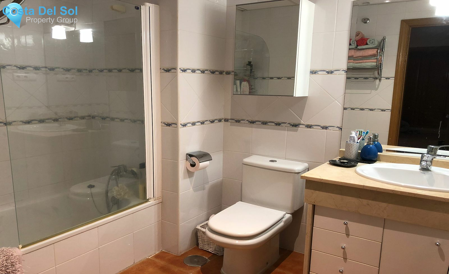 Middle Floor Apartment in Marbella-1149276