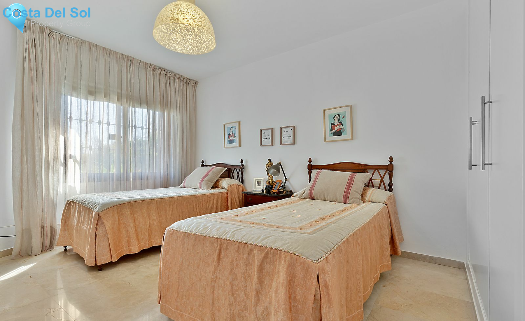 Middle Floor Apartment in Marbella-1149871