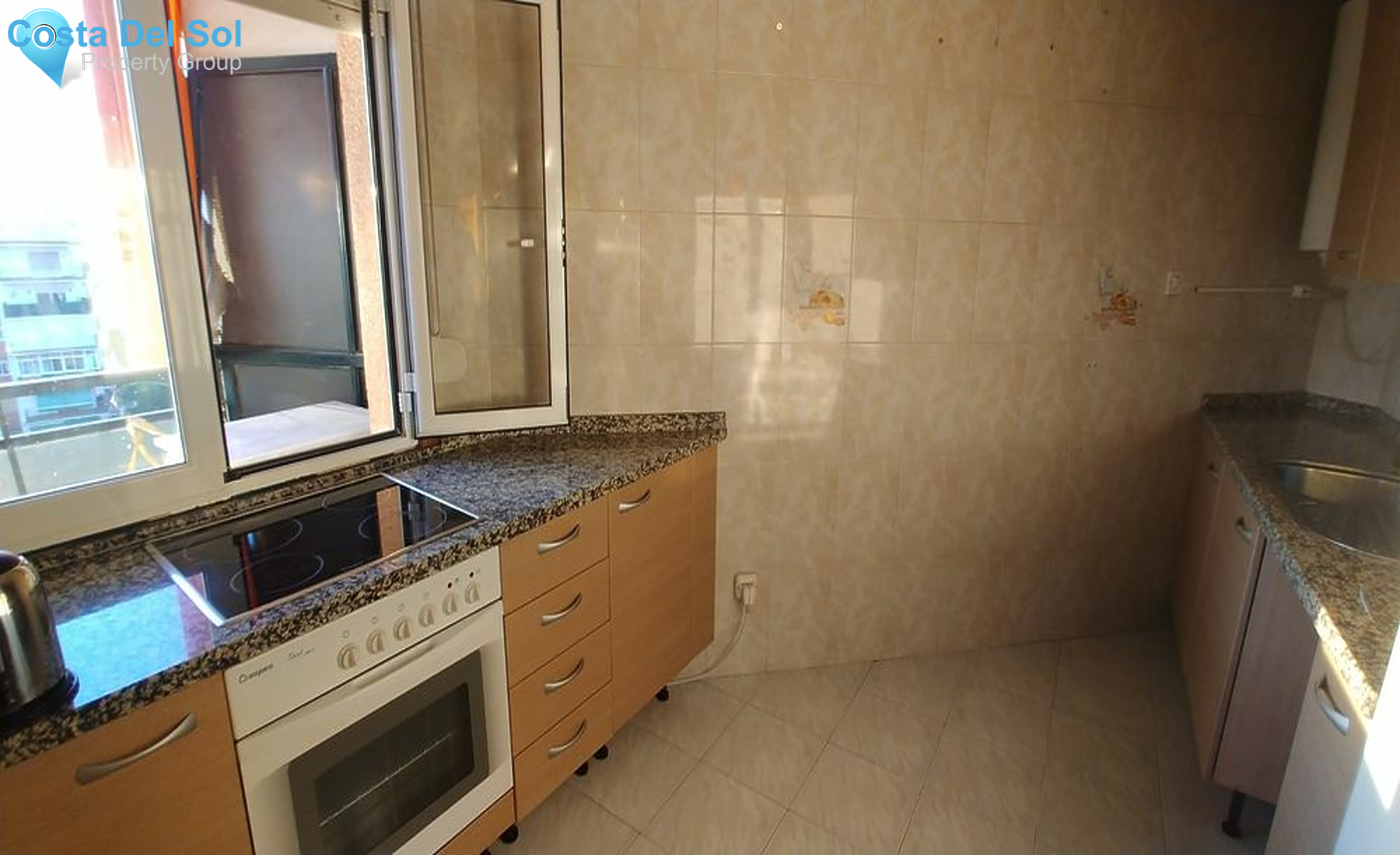 Middle Floor Apartment in Marbella-1168231