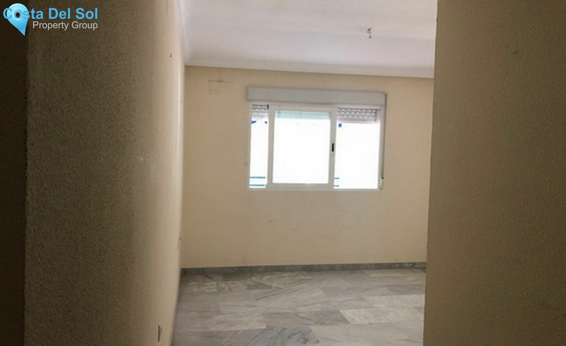 Middle Floor Apartment in Marbella-1170509
