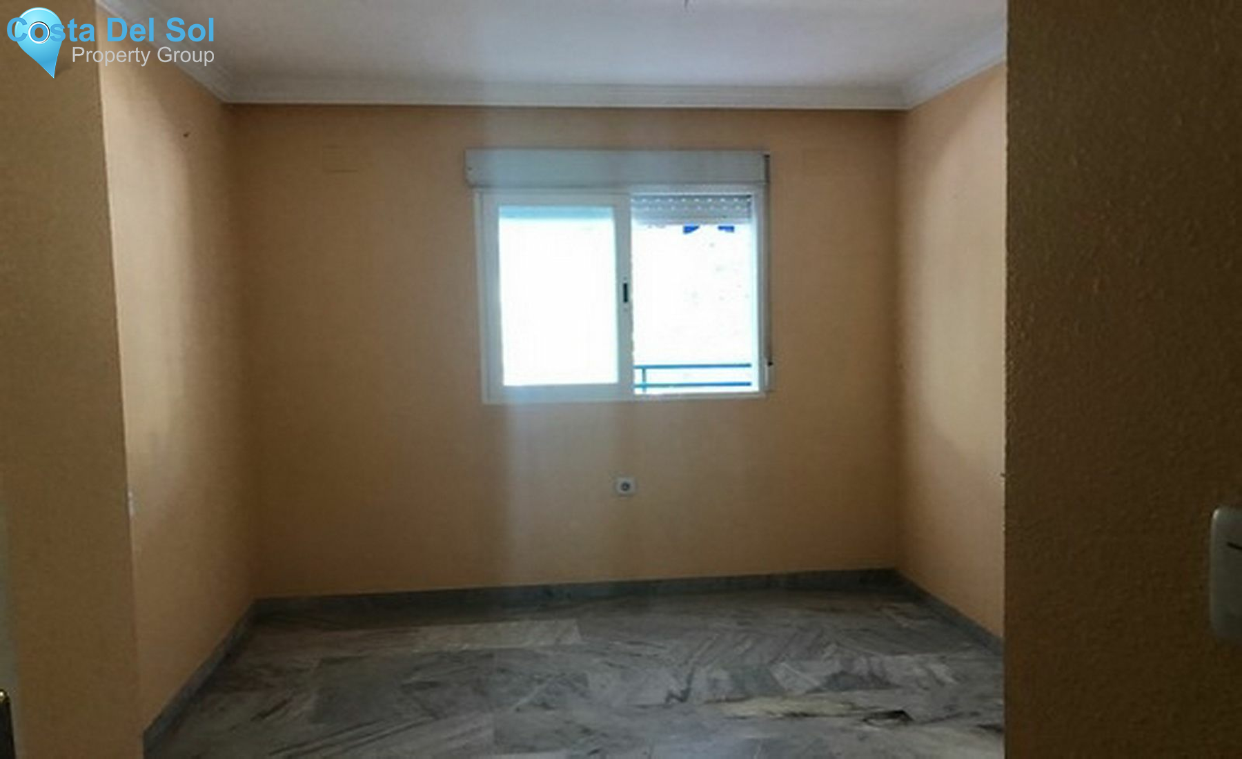 Middle Floor Apartment in Marbella-1170512
