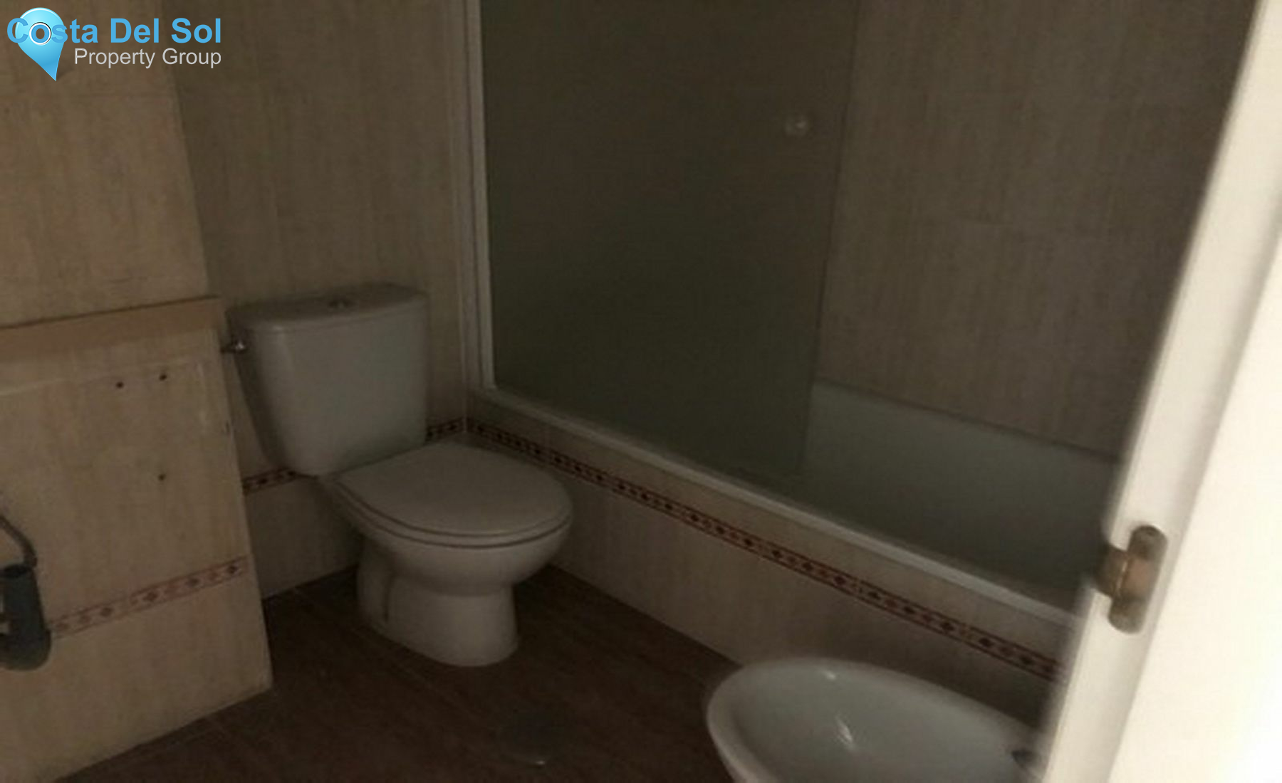 Middle Floor Apartment in Marbella-1170514