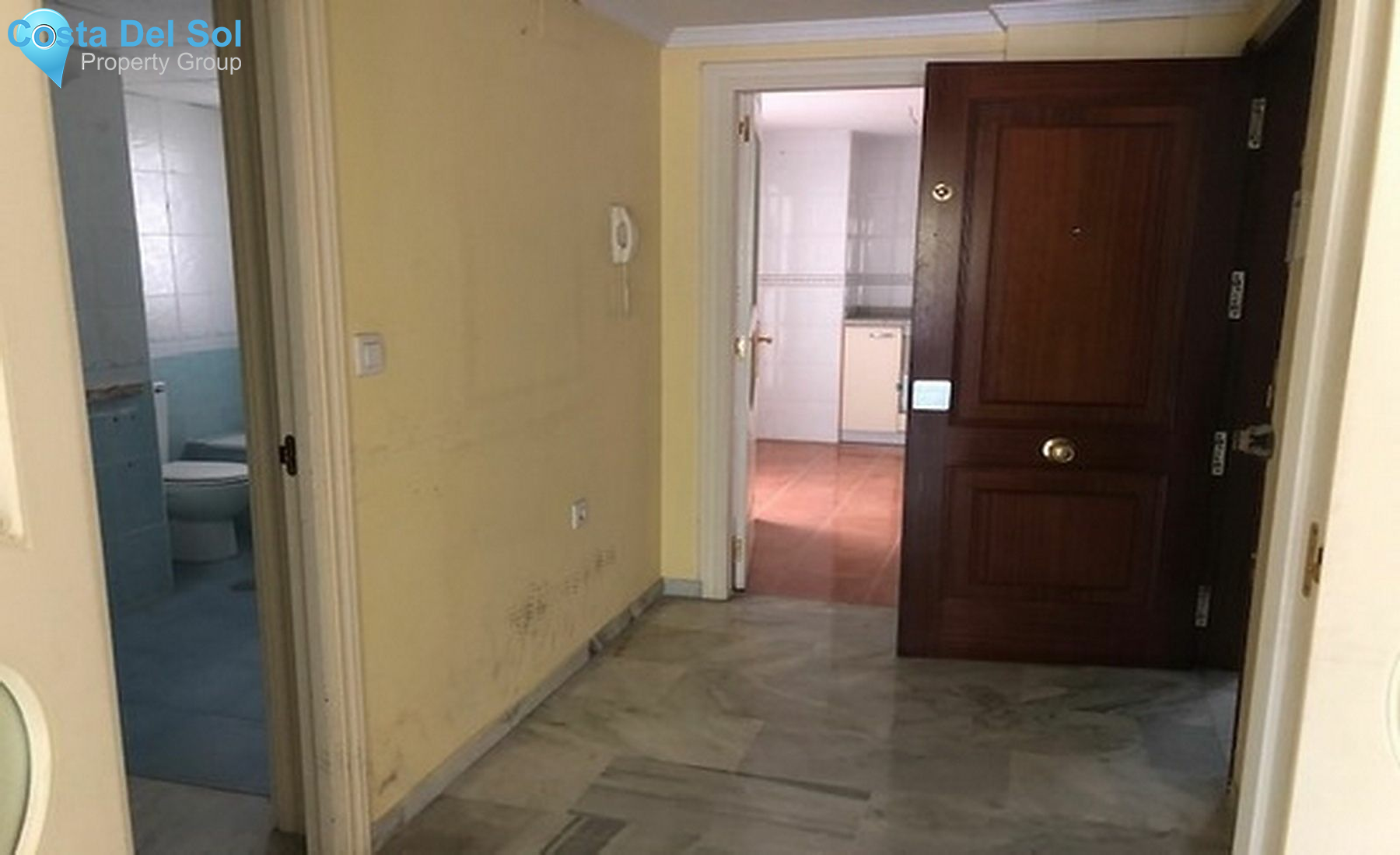 Middle Floor Apartment in Marbella-1170505