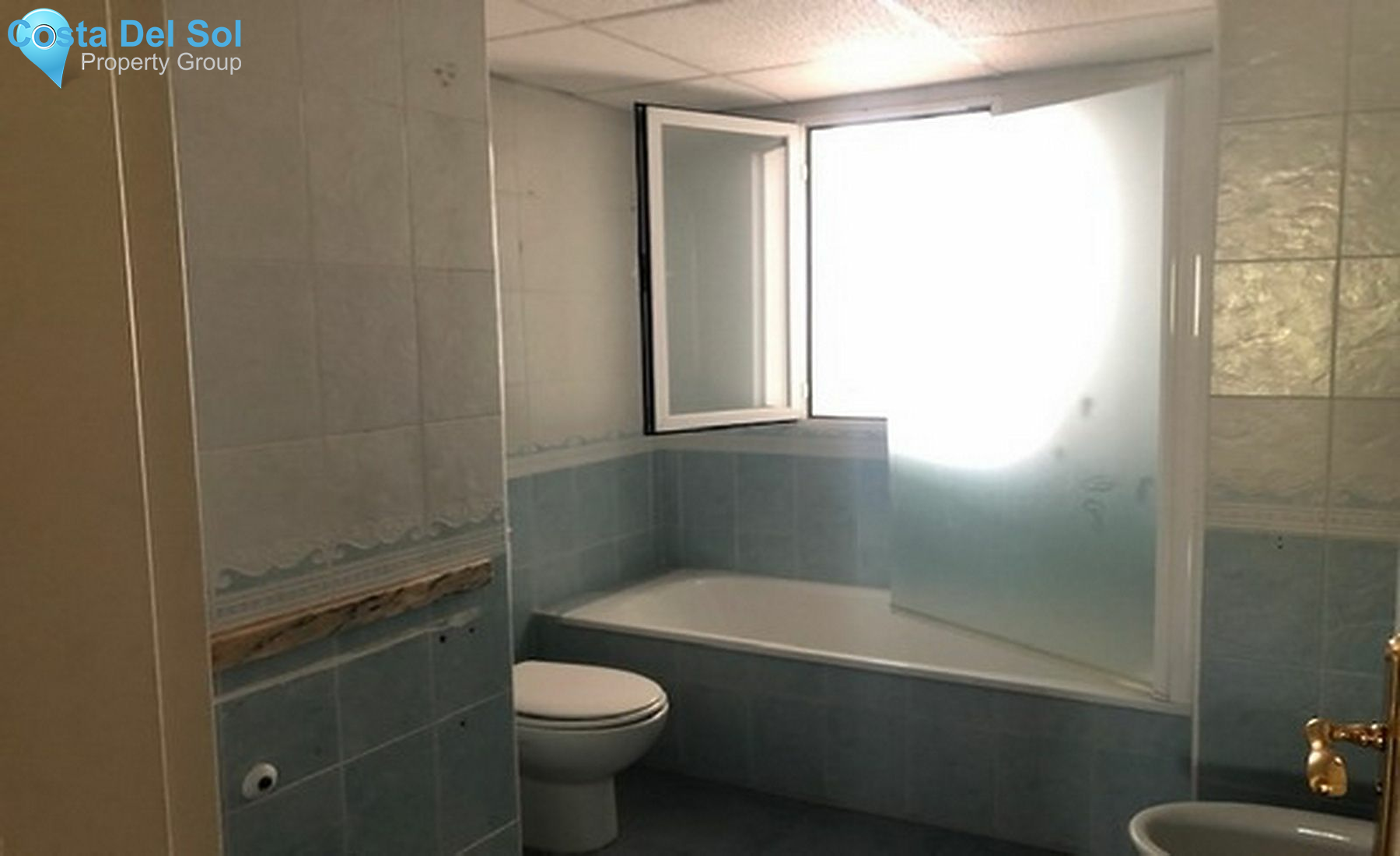 Middle Floor Apartment in Marbella-1170506