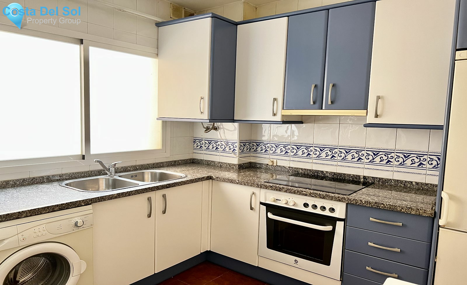 Middle Floor Apartment in Marbella-1171848
