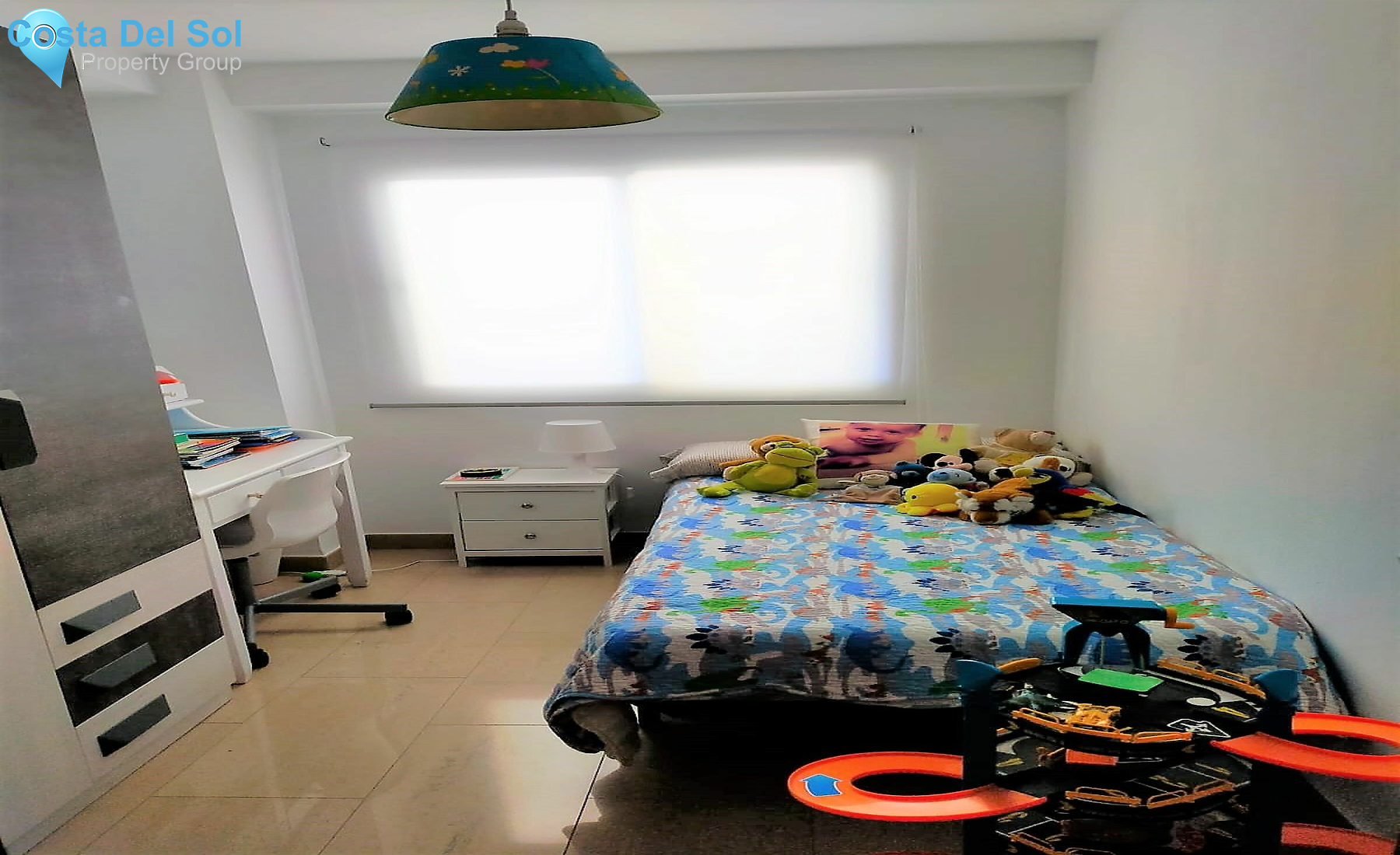 Middle Floor Apartment in Marbella-1174152