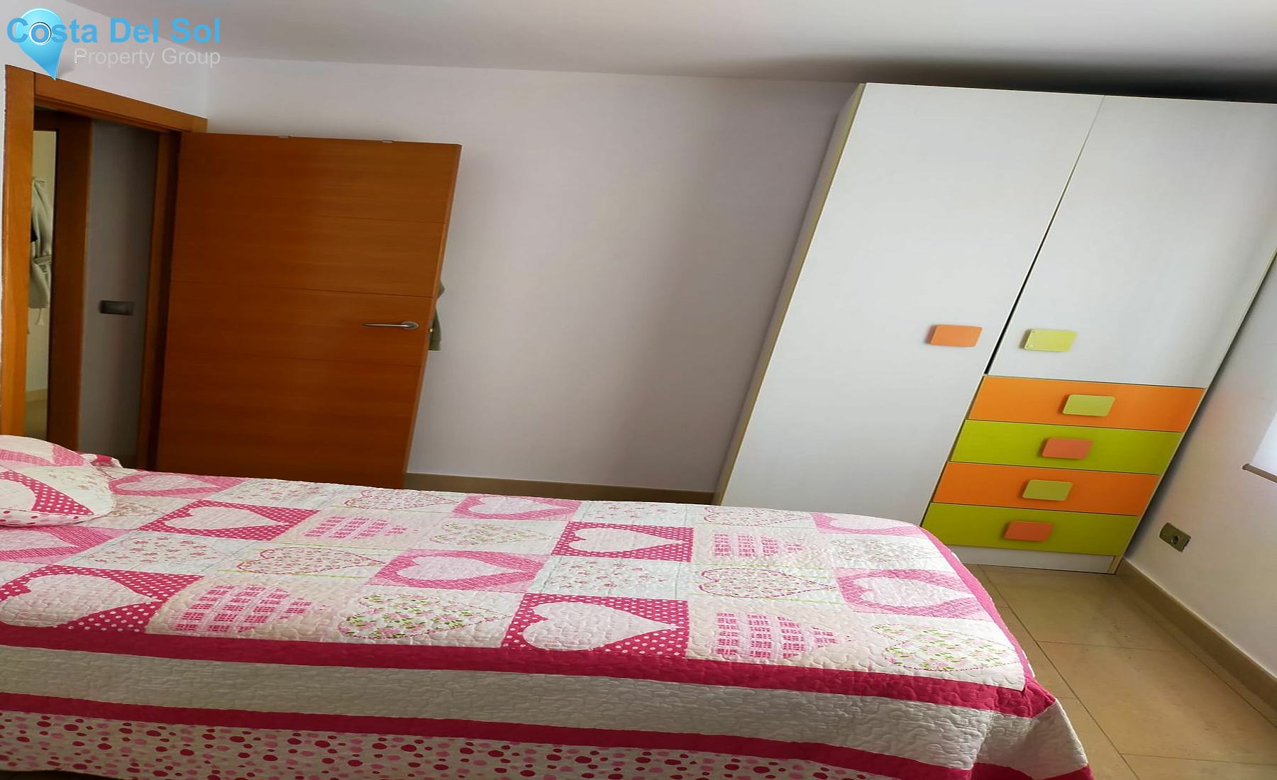 Middle Floor Apartment in Marbella-1174150