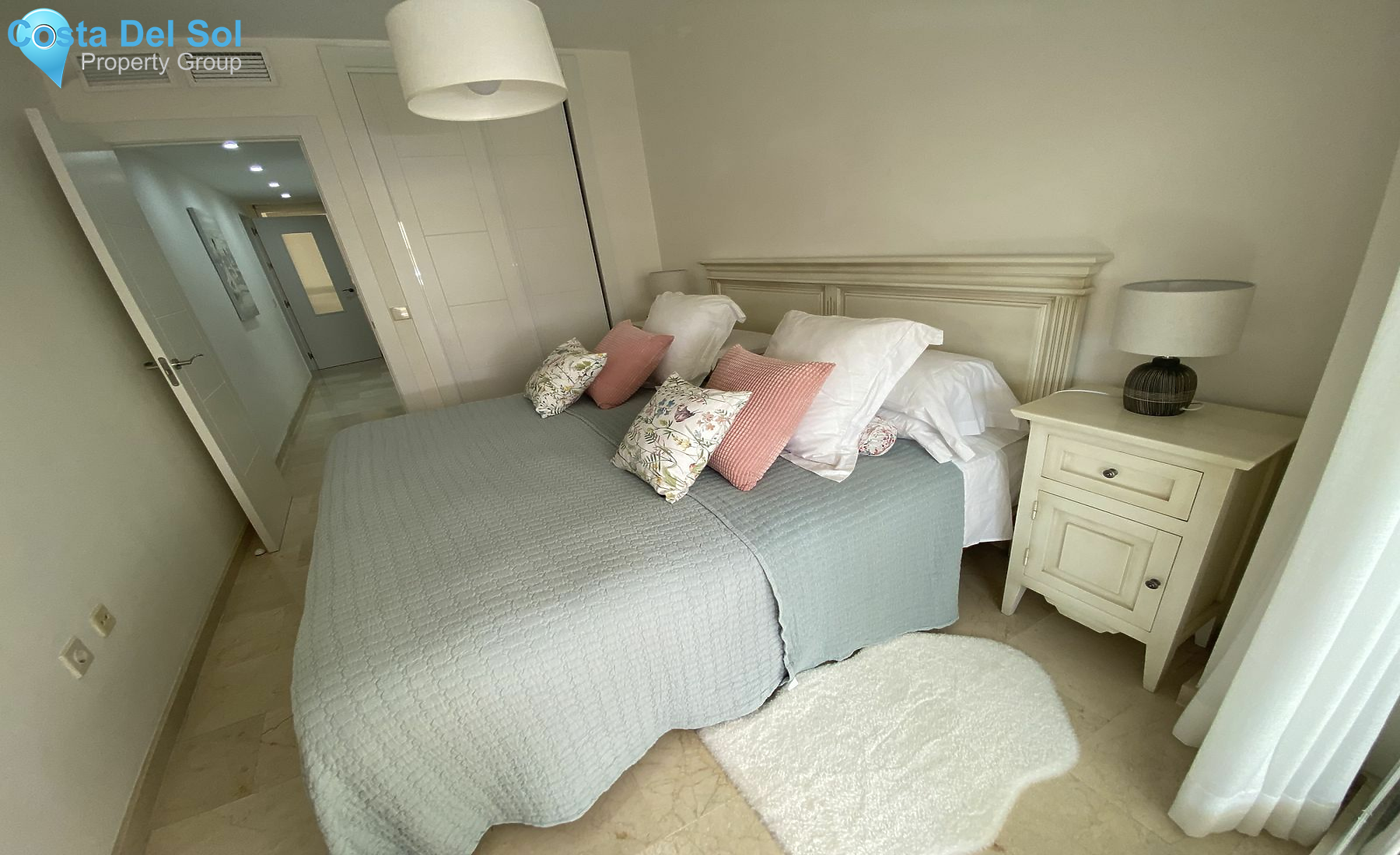Middle Floor Apartment in Marbella-1176680