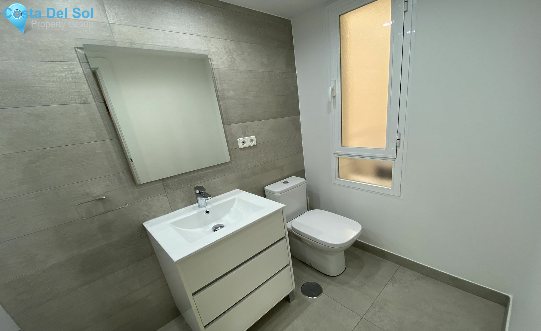 Middle Floor Apartment in Marbella-1176683