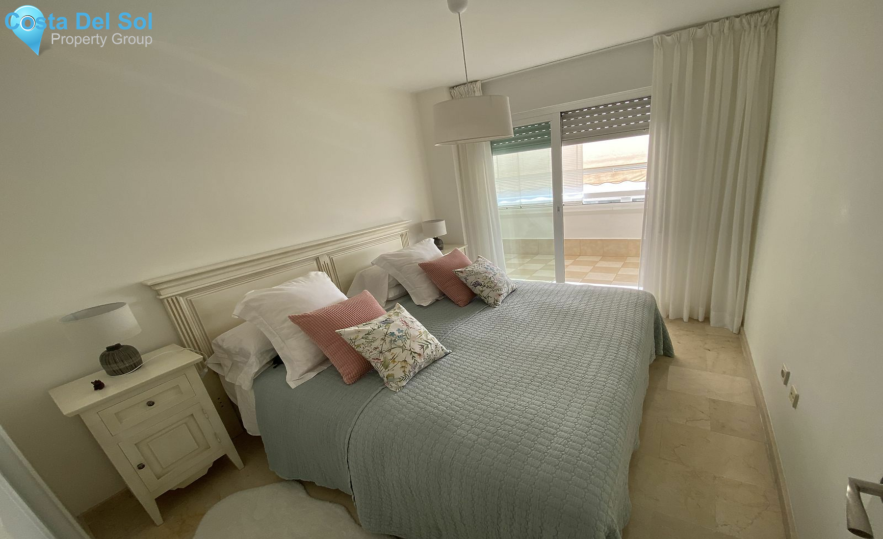 Middle Floor Apartment in Marbella-1176670