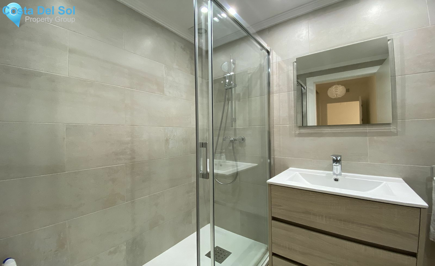 Middle Floor Apartment in Marbella-1176673