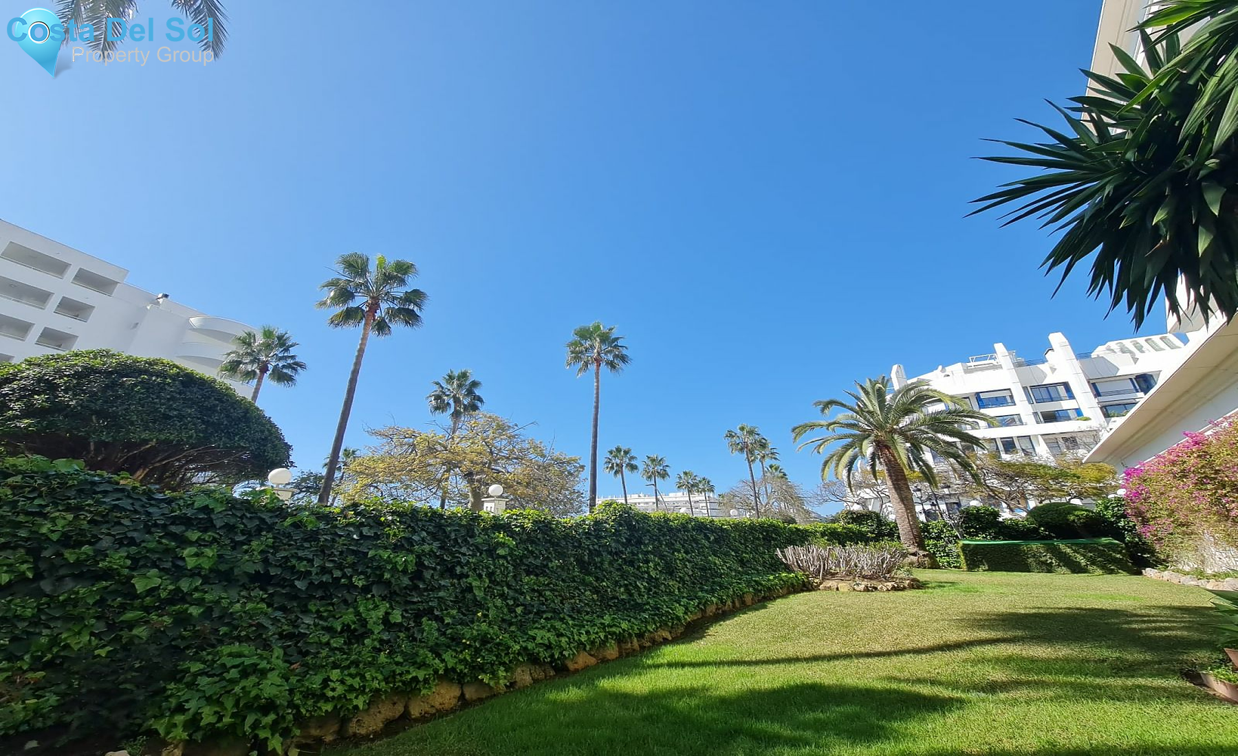 Middle Floor Apartment in Marbella-1180137