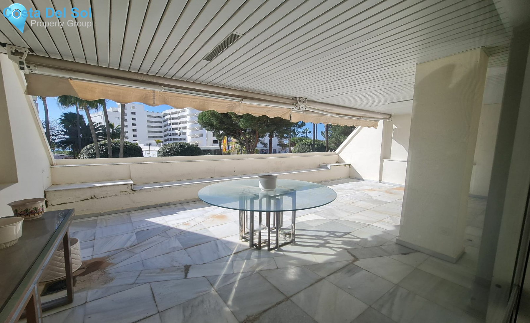 Middle Floor Apartment in Marbella-1180139