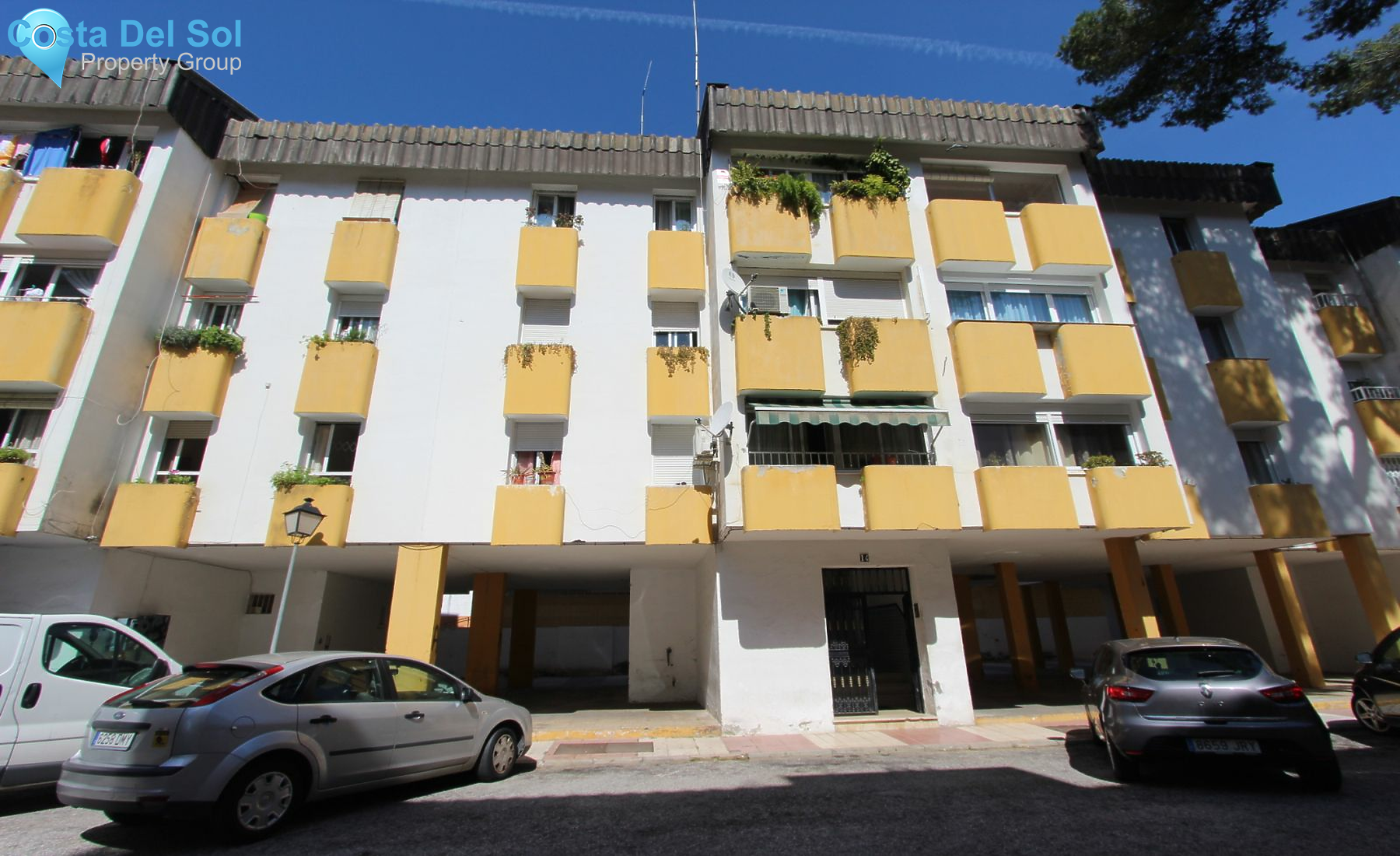 Middle Floor Apartment in Marbella-1182479