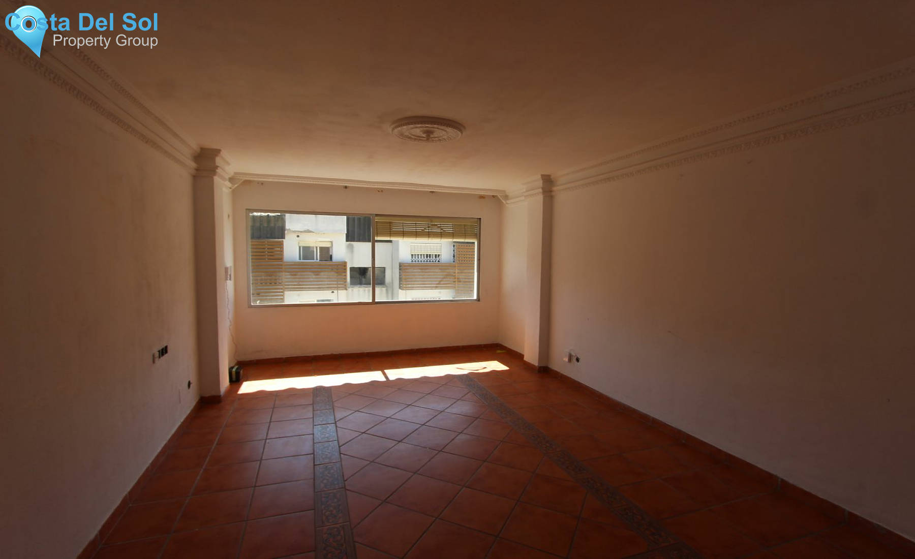 Middle Floor Apartment in Marbella-1182480