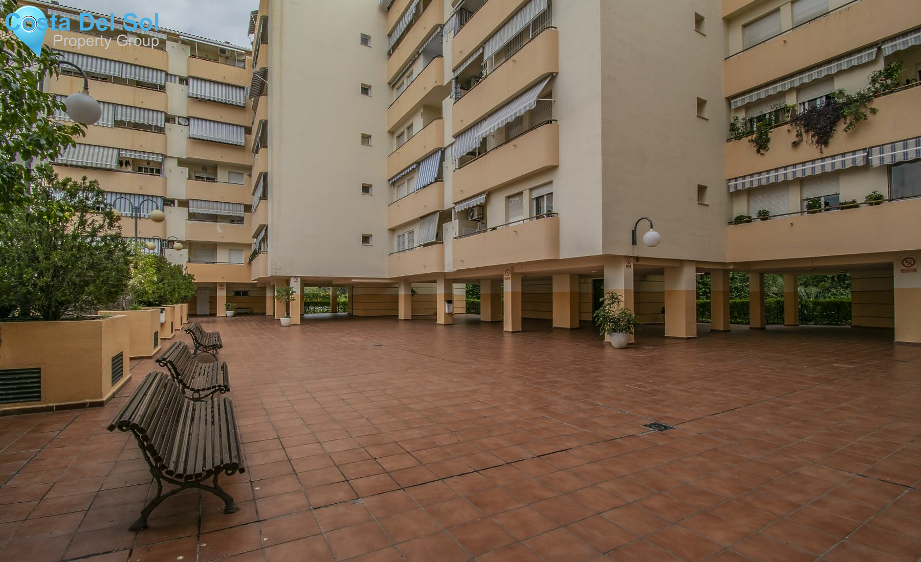 Middle Floor Apartment in Marbella-1197479