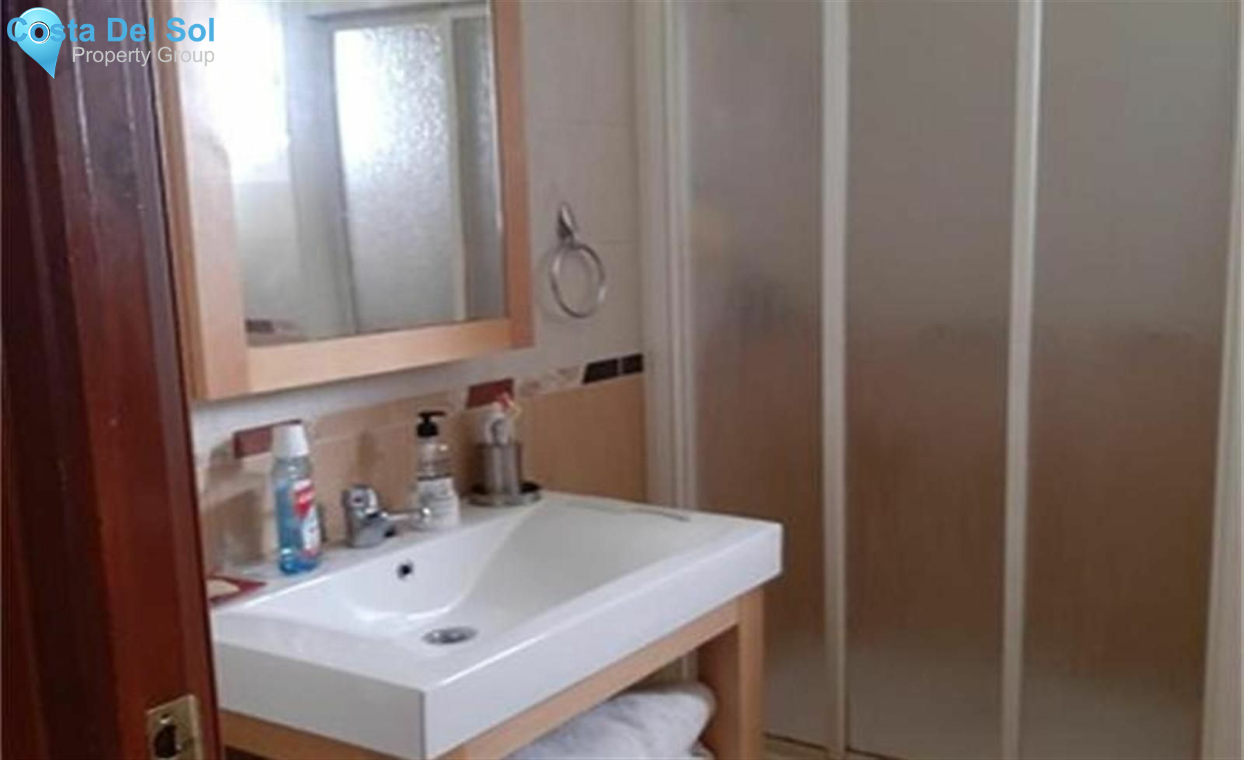 Middle Floor Apartment in Marbella-1204855
