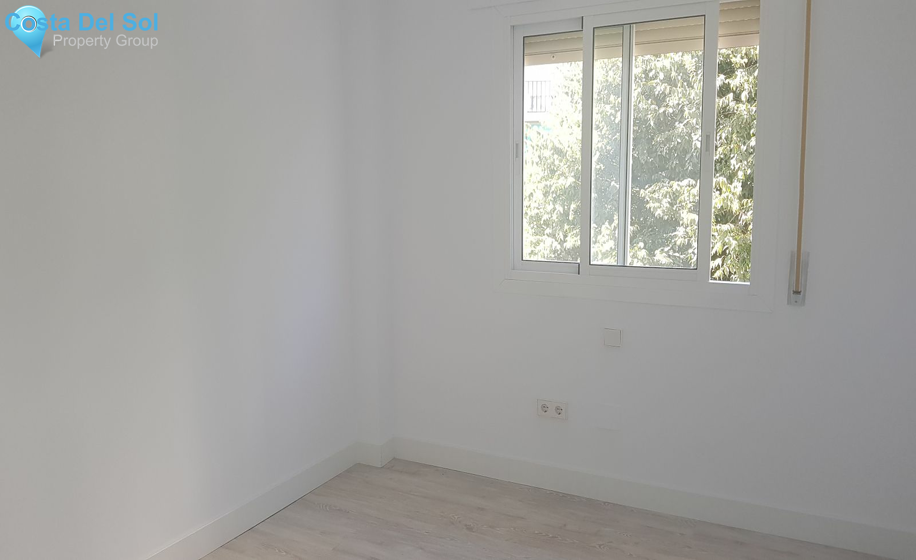 Middle Floor Apartment in Marbella-1213394