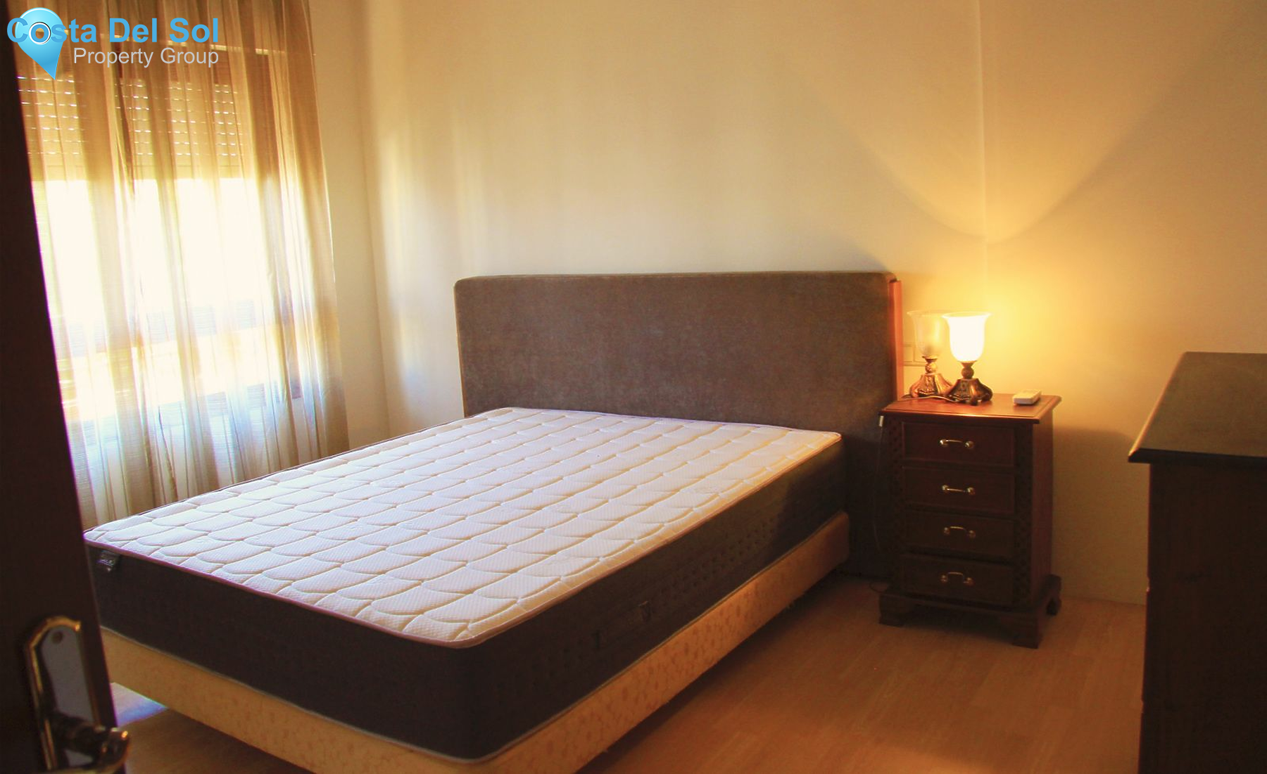 Middle Floor Apartment in Marbella-1219716