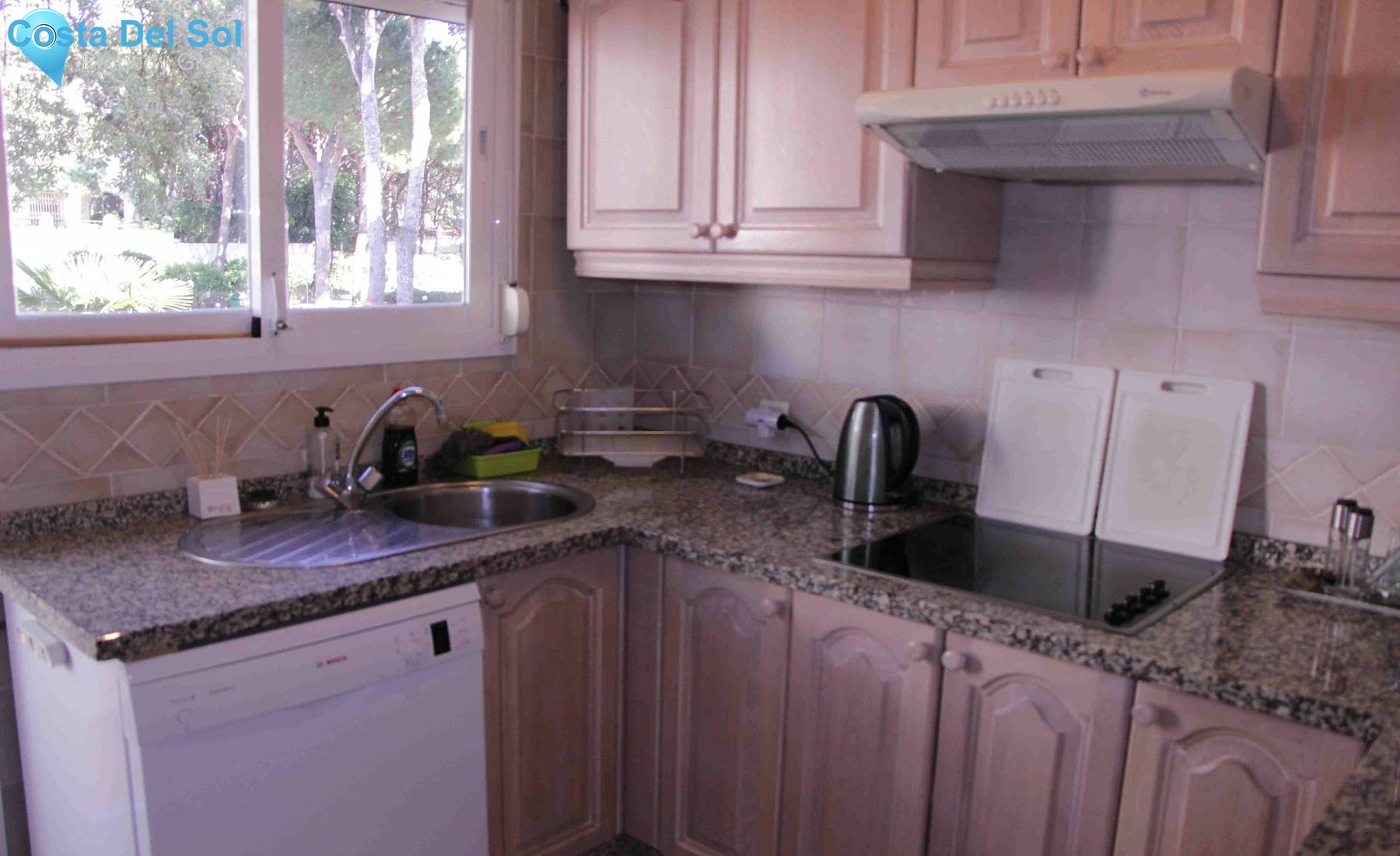 Middle Floor Apartment in Marbella-1231371