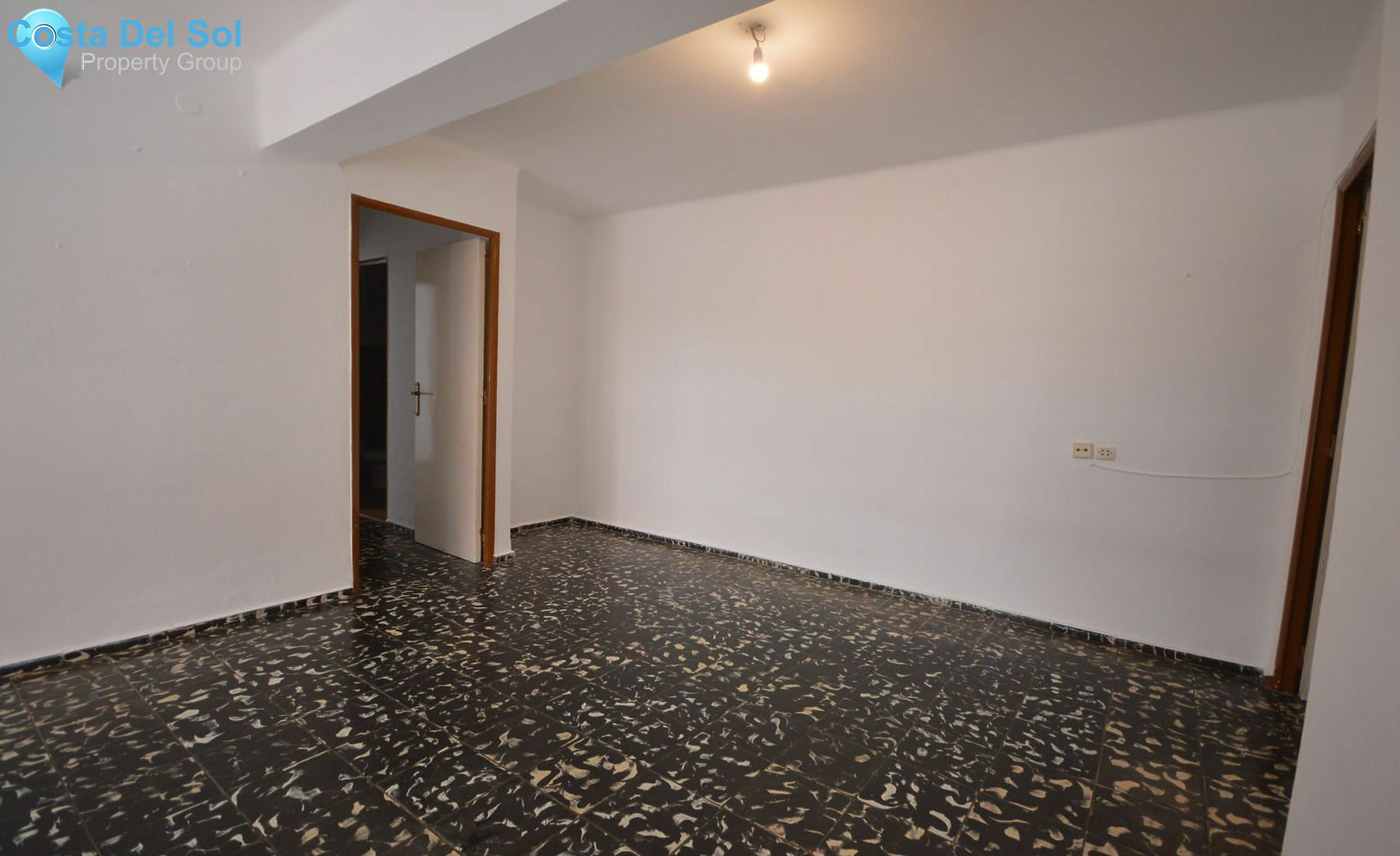 Middle Floor Apartment in Marbella-1387957