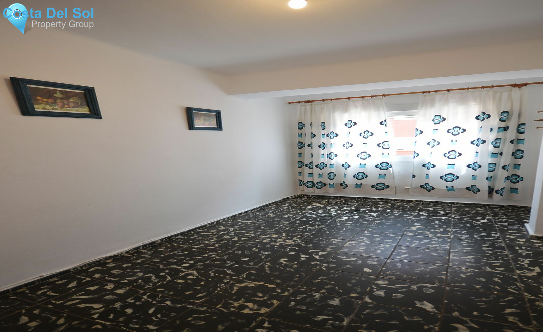 Middle Floor Apartment in Marbella-1387964