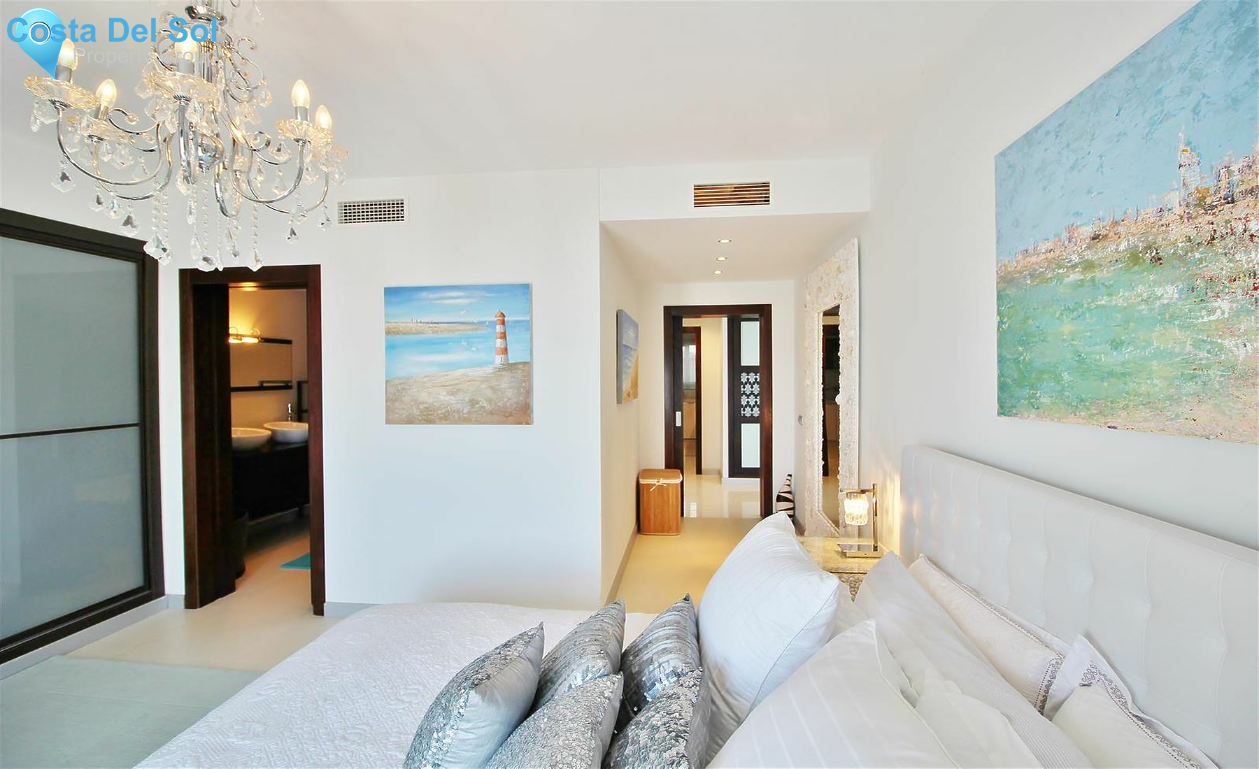 Middle Floor Apartment in Marbella-1389953