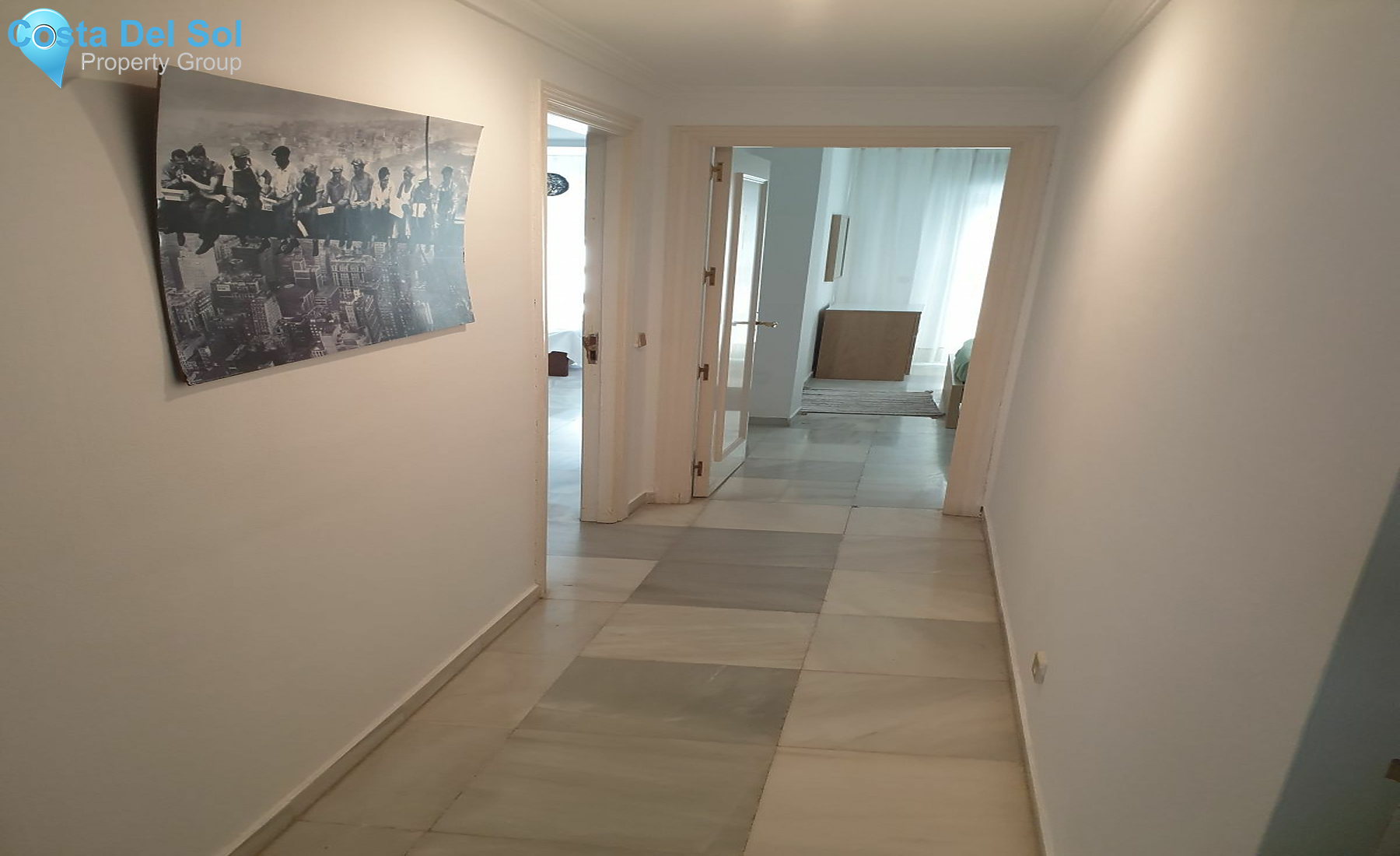 Middle Floor Apartment in Marbella-1395319