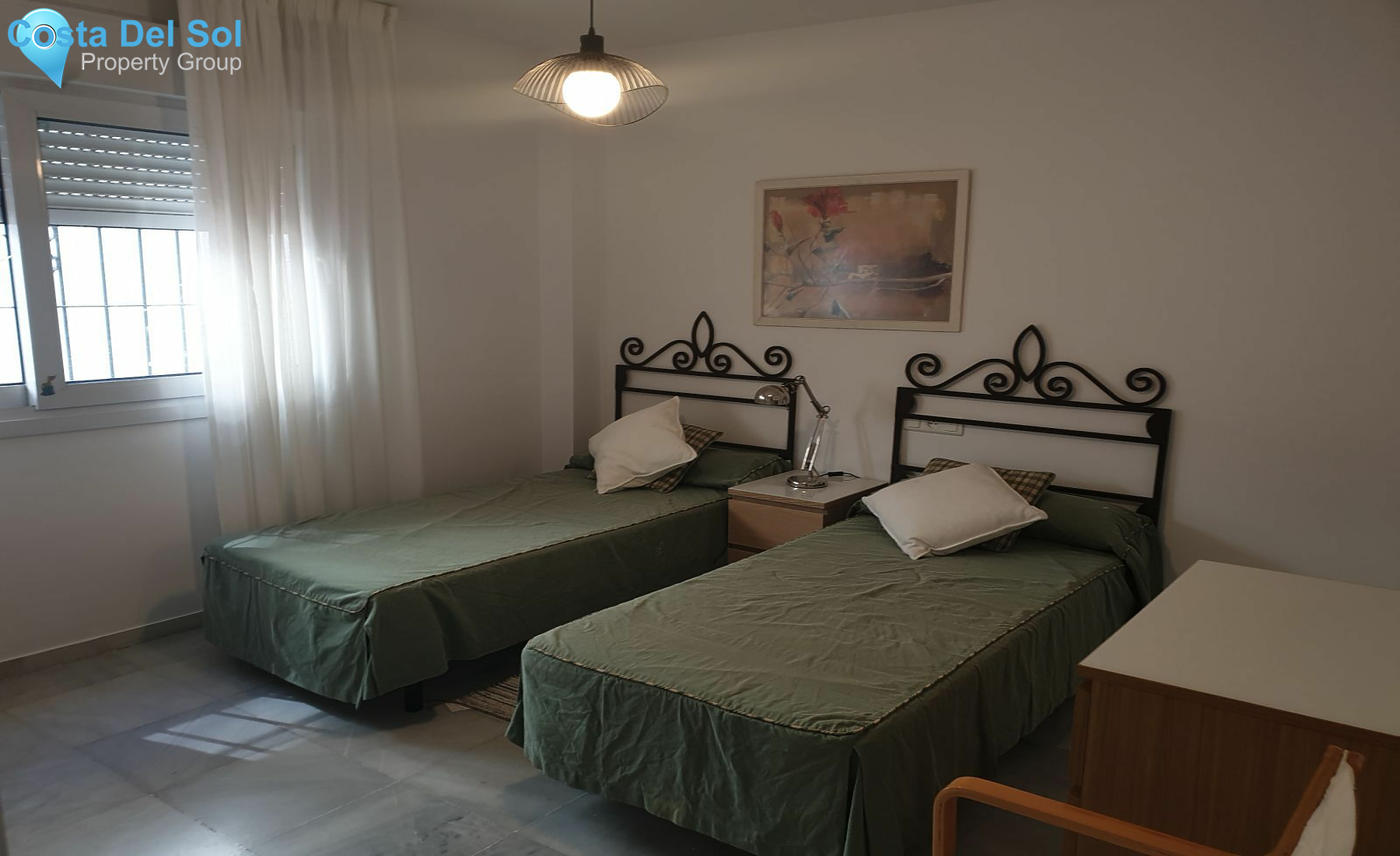 Middle Floor Apartment in Marbella-1395320