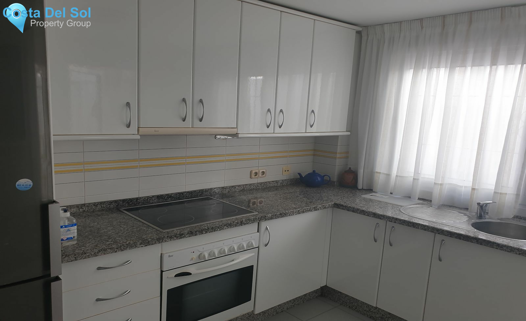 Middle Floor Apartment in Marbella-1395307