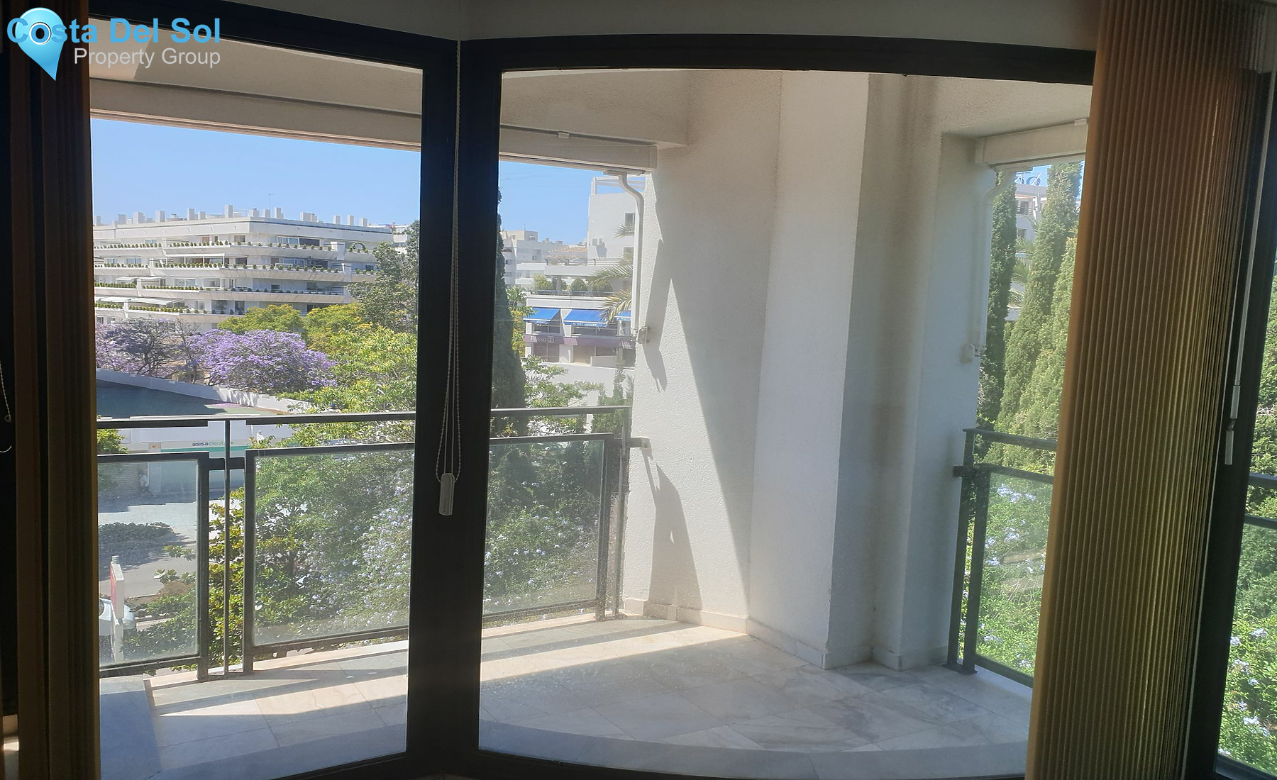 Middle Floor Apartment in Marbella-1395327