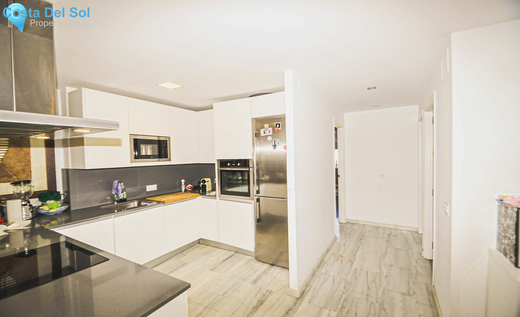 Middle Floor Apartment in Marbella-1398797