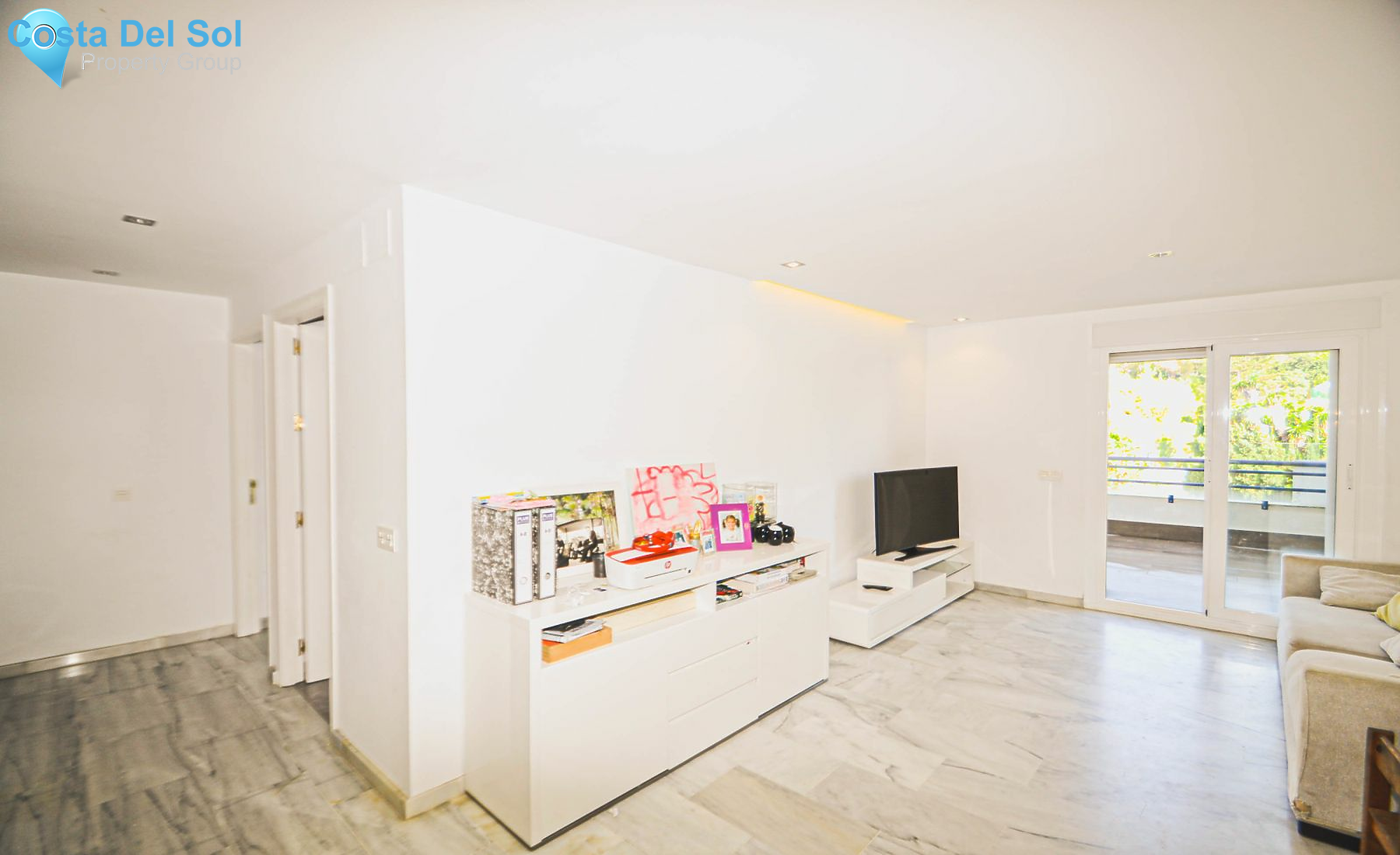 Middle Floor Apartment in Marbella-1398798