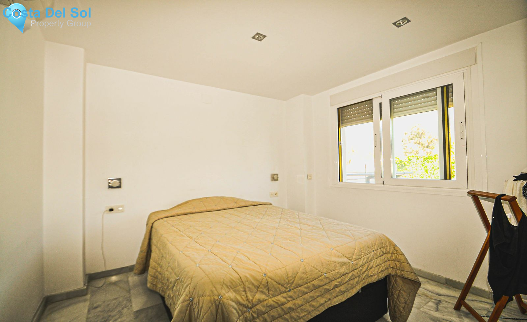 Middle Floor Apartment in Marbella-1398803