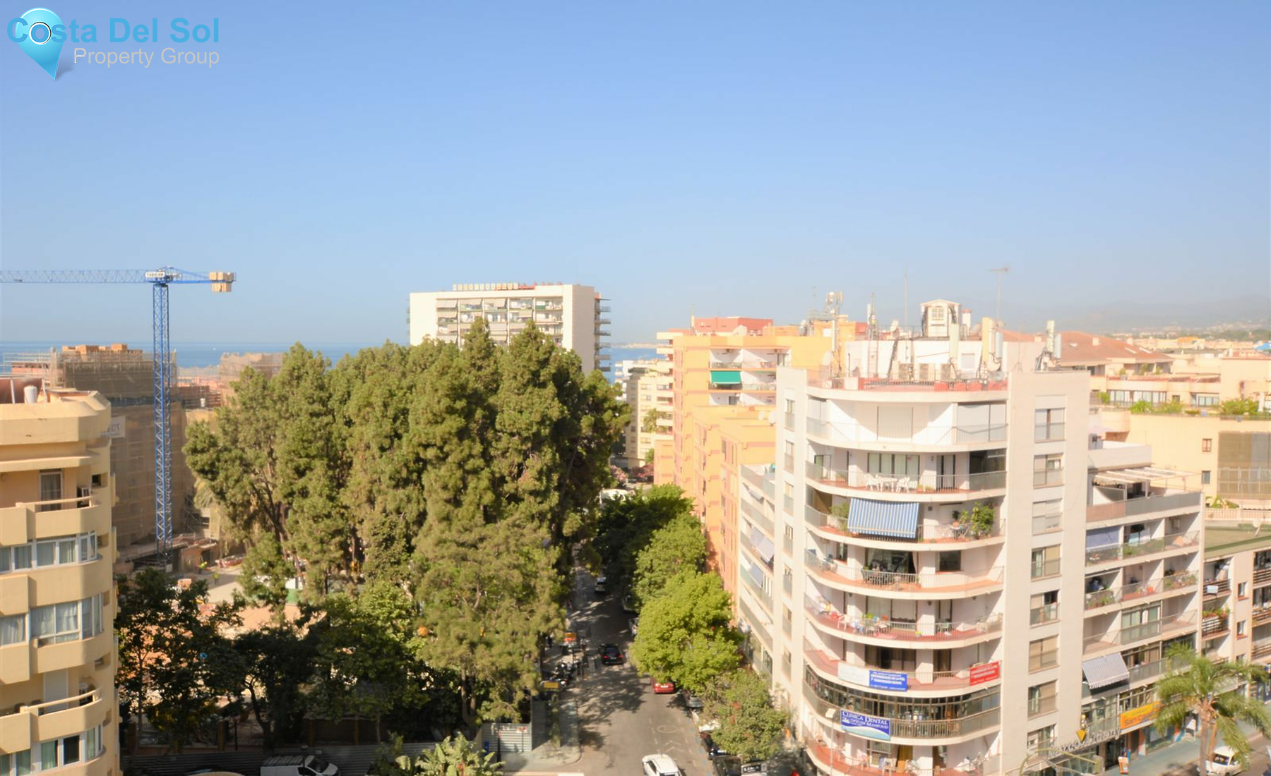 Middle Floor Apartment in Marbella-1420439