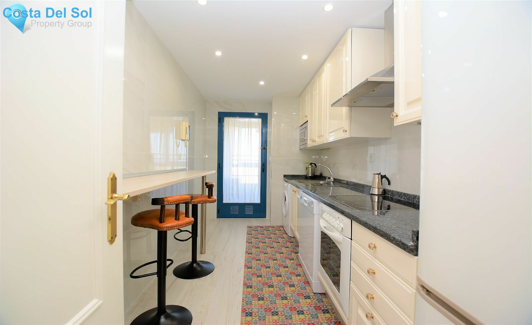 Middle Floor Apartment in Marbella-1420440