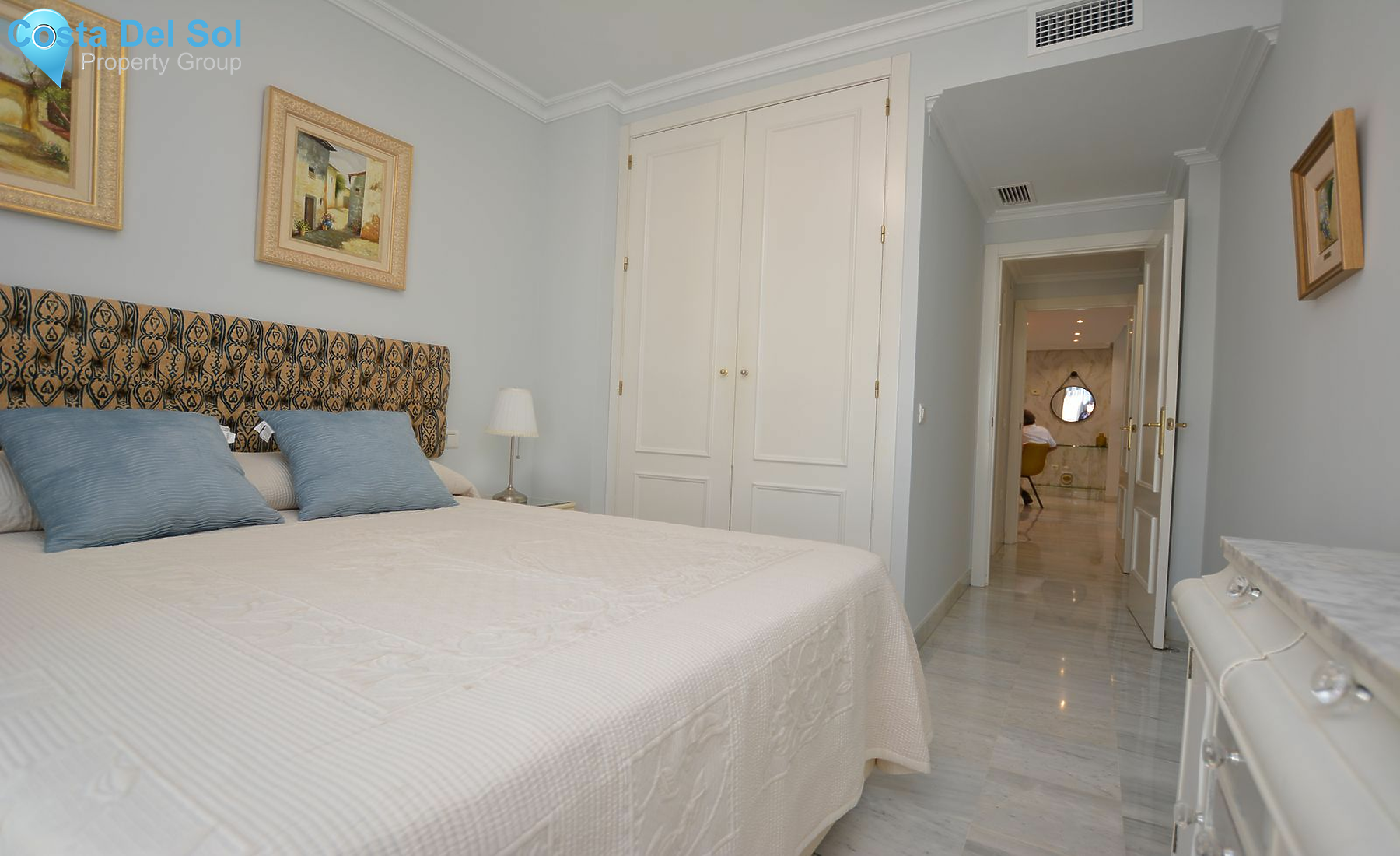 Middle Floor Apartment in Marbella-1420447