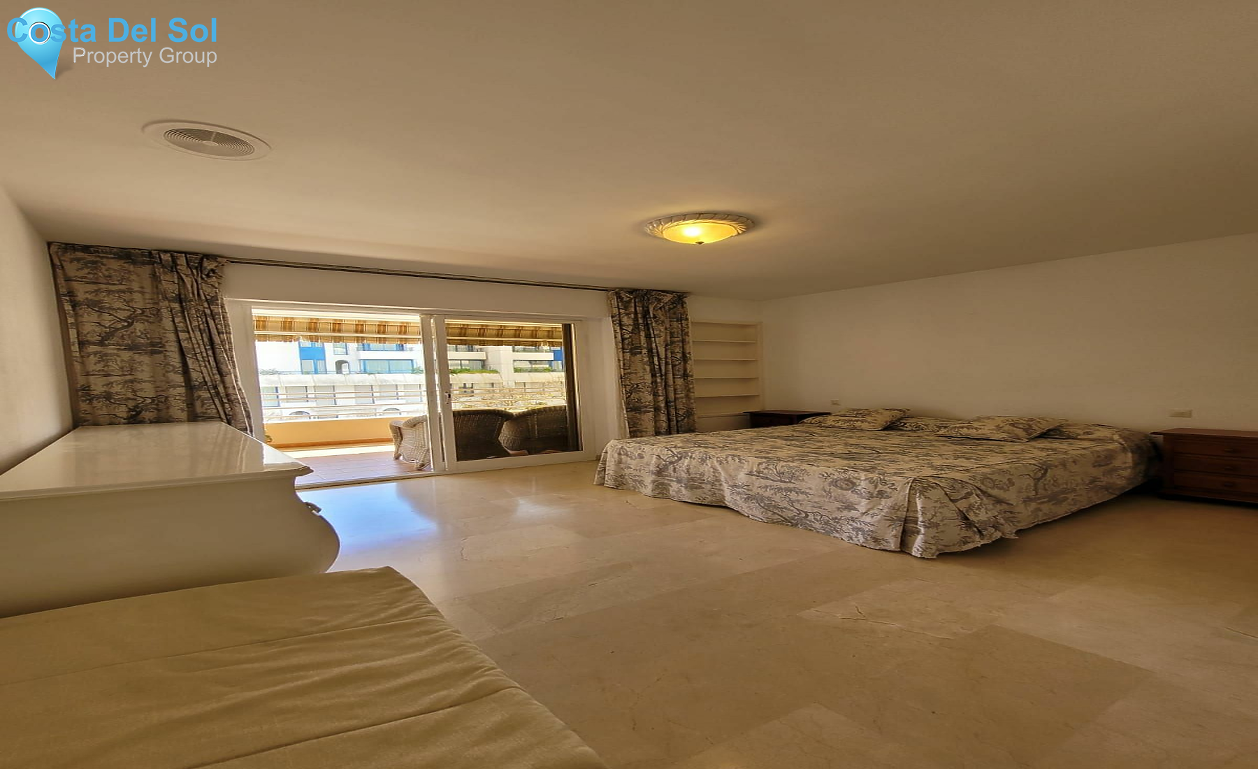 Middle Floor Apartment in Marbella-1446231