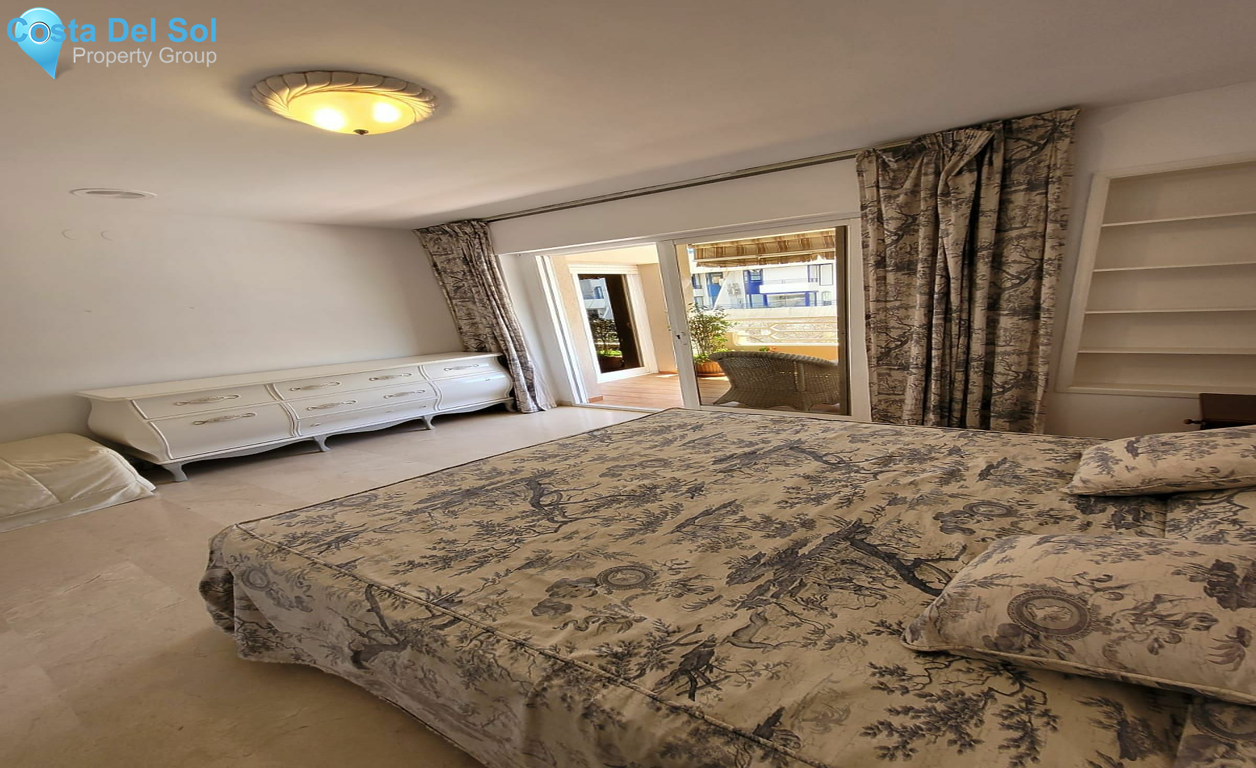 Middle Floor Apartment in Marbella-1446232