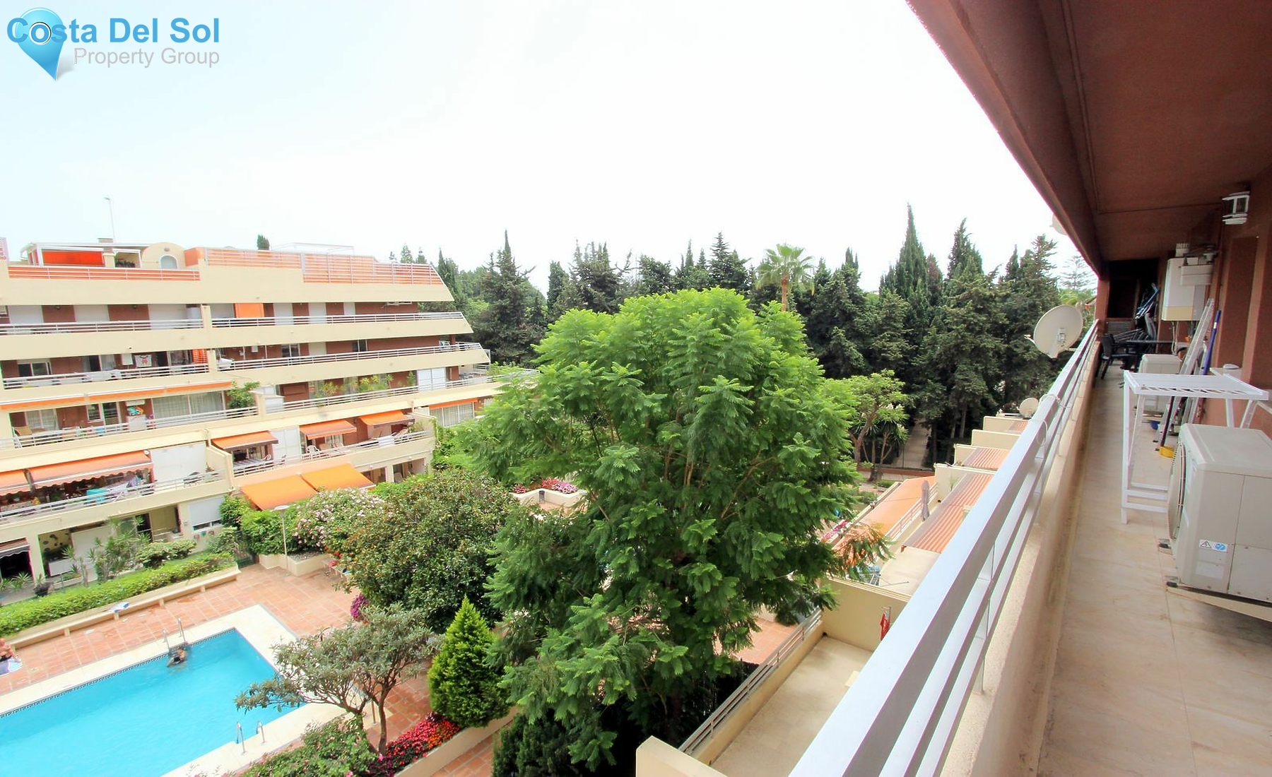 Middle Floor Apartment in Marbella-1467424