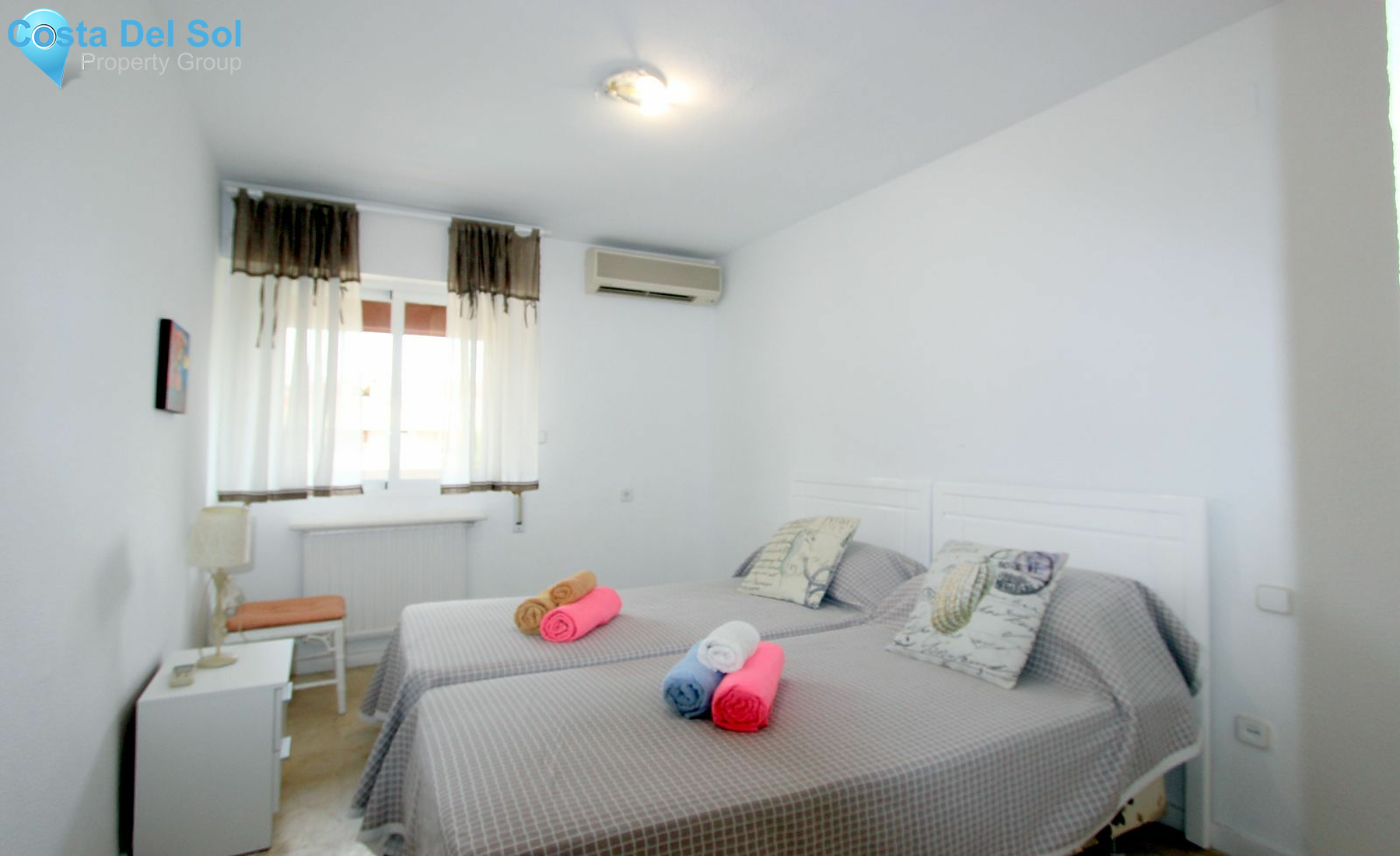 Middle Floor Apartment in Marbella-1467425