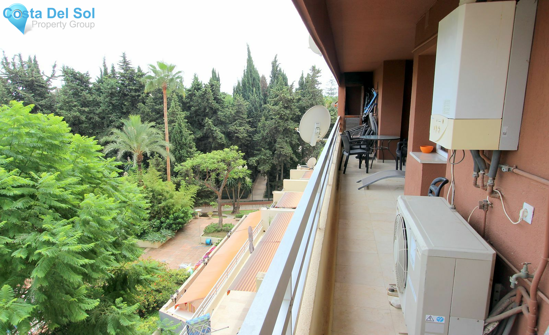 Middle Floor Apartment in Marbella-1467421