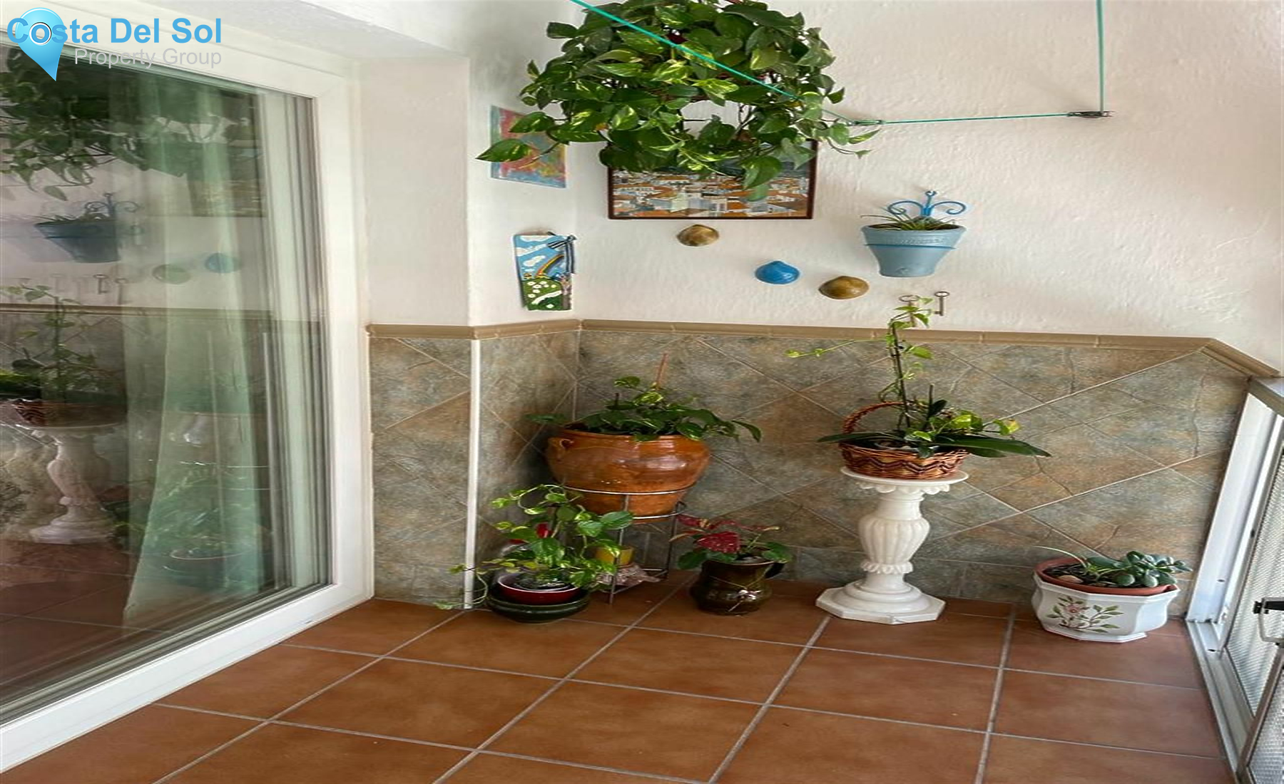 Middle Floor Apartment in Marbella-1471679
