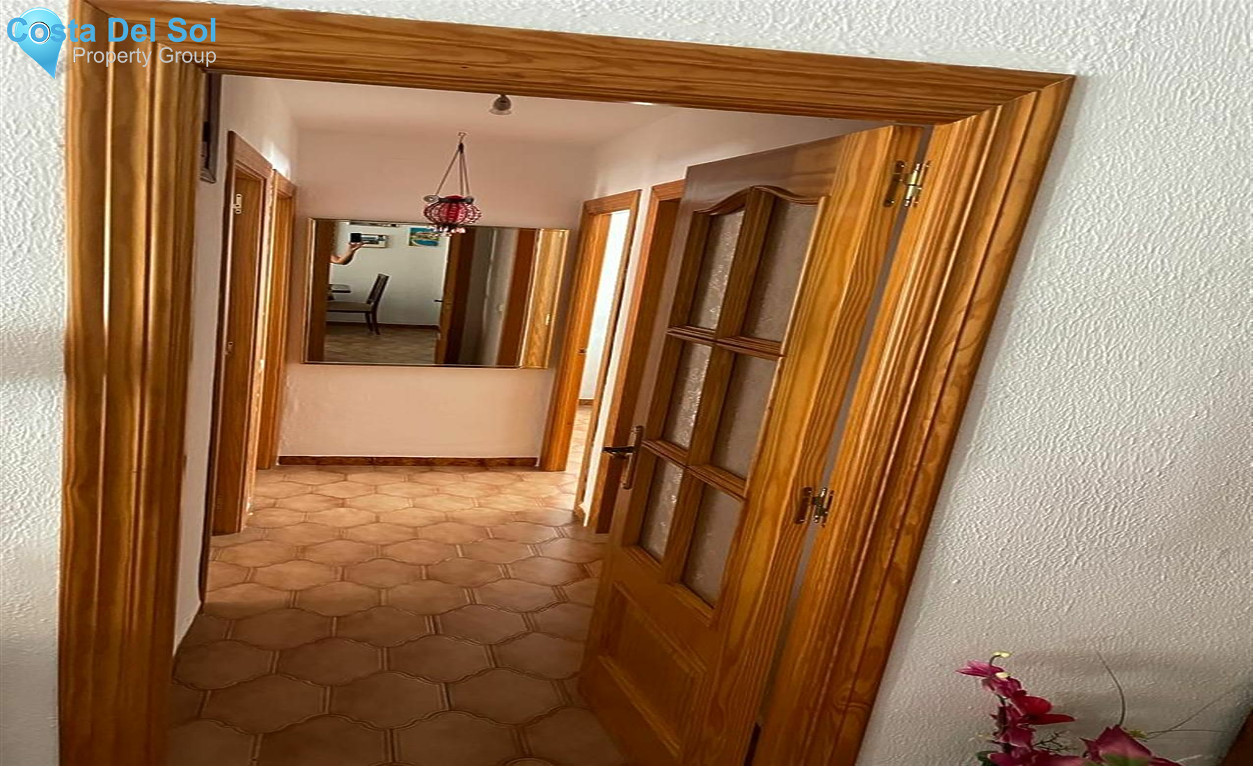 Middle Floor Apartment in Marbella-1471674