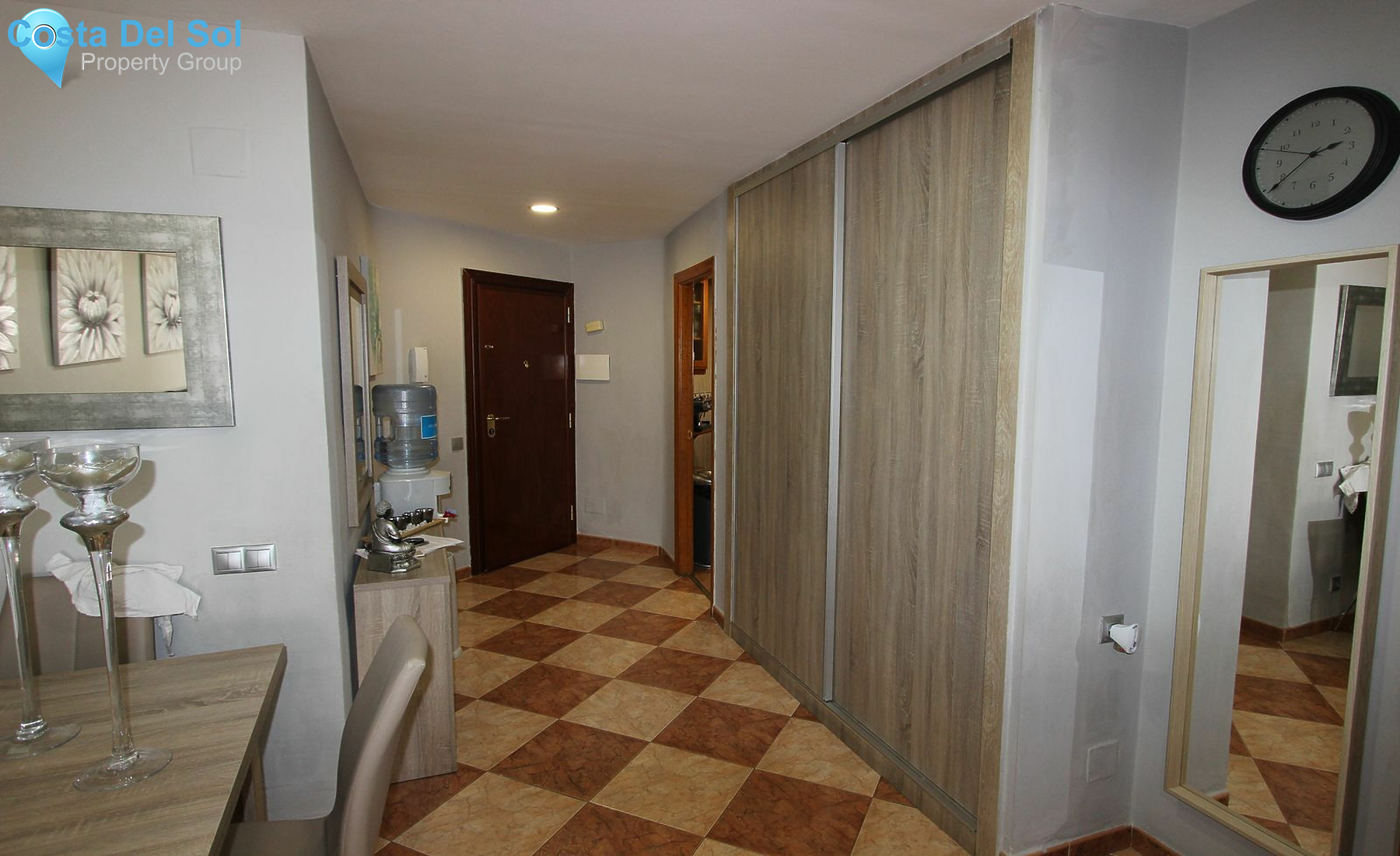 Middle Floor Apartment in Marbella-1473283