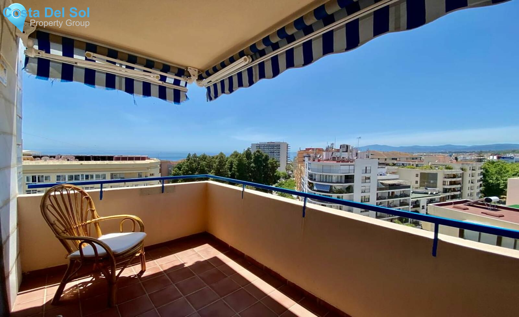 Middle Floor Apartment in Marbella-1490950