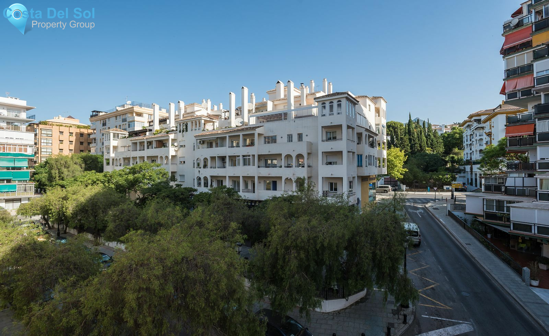 Middle Floor Apartment in Marbella-1513175