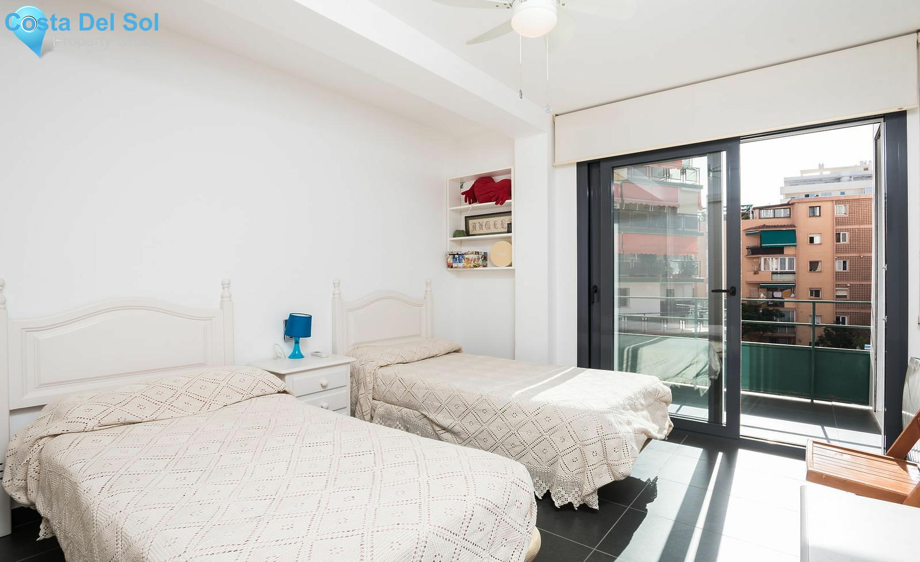 Middle Floor Apartment in Marbella-1513165